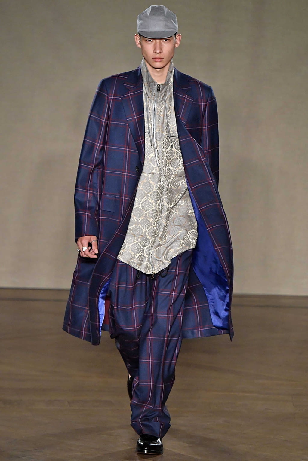 Fashion Week Paris Spring/Summer 2019 look 46 from the Paul Smith collection menswear