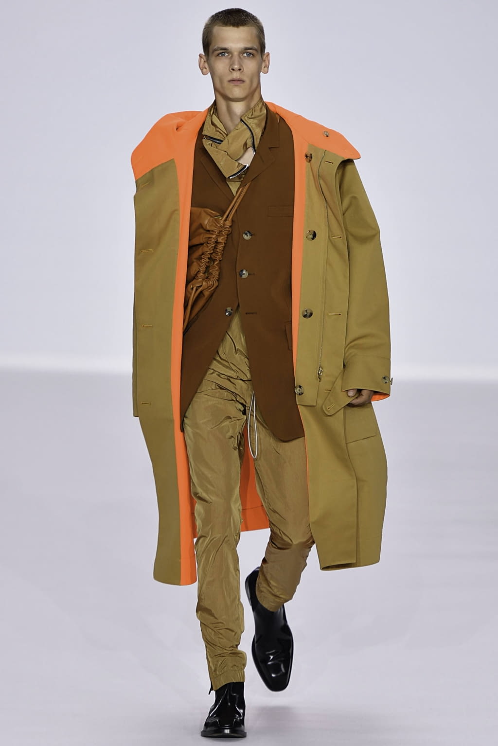 Fashion Week Paris Spring/Summer 2020 look 4 from the Paul Smith collection menswear