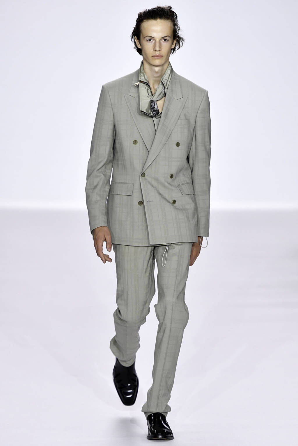 Fashion Week Paris Spring/Summer 2020 look 5 from the Paul Smith collection menswear