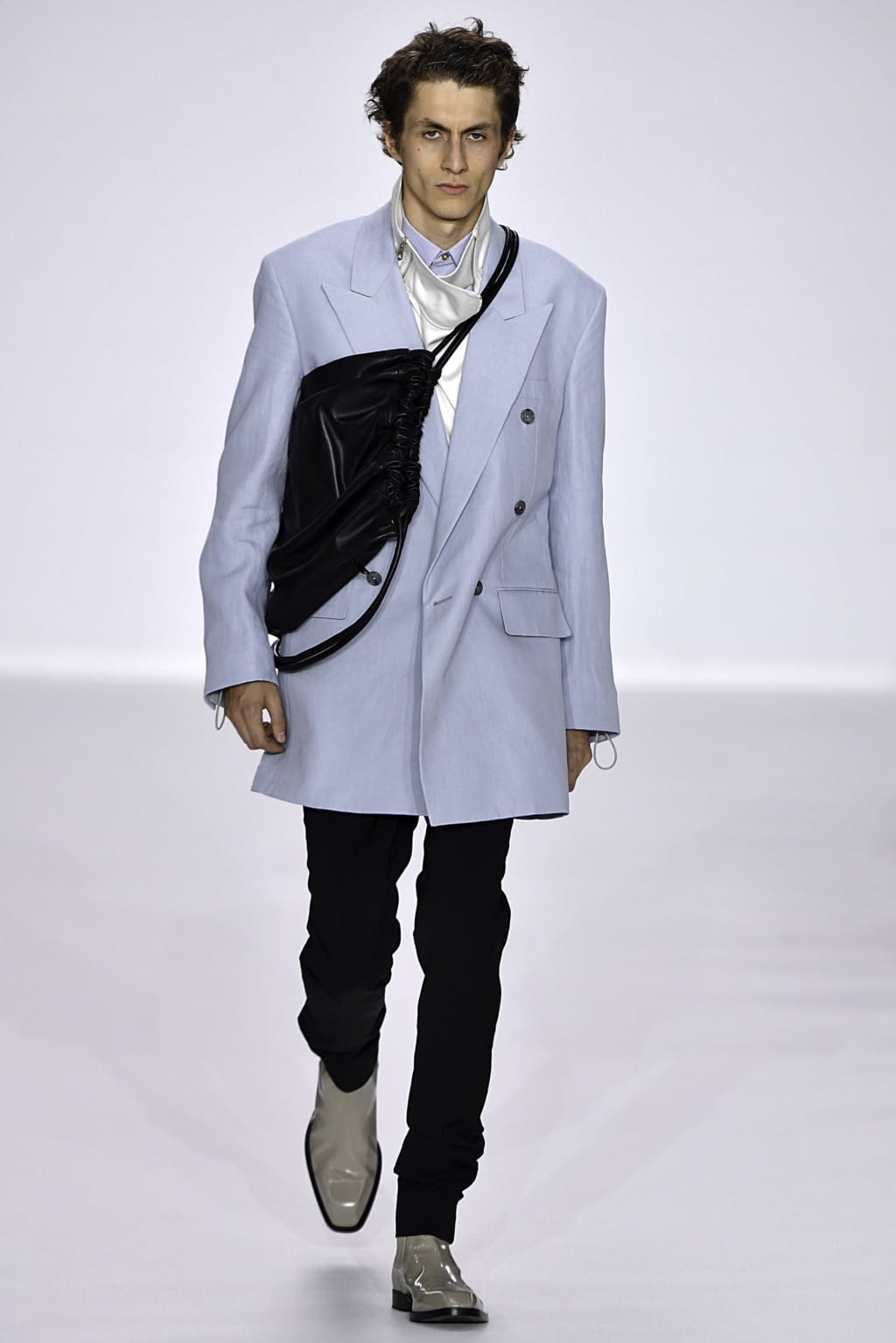 Fashion Week Paris Spring/Summer 2020 look 19 from the Paul Smith collection menswear