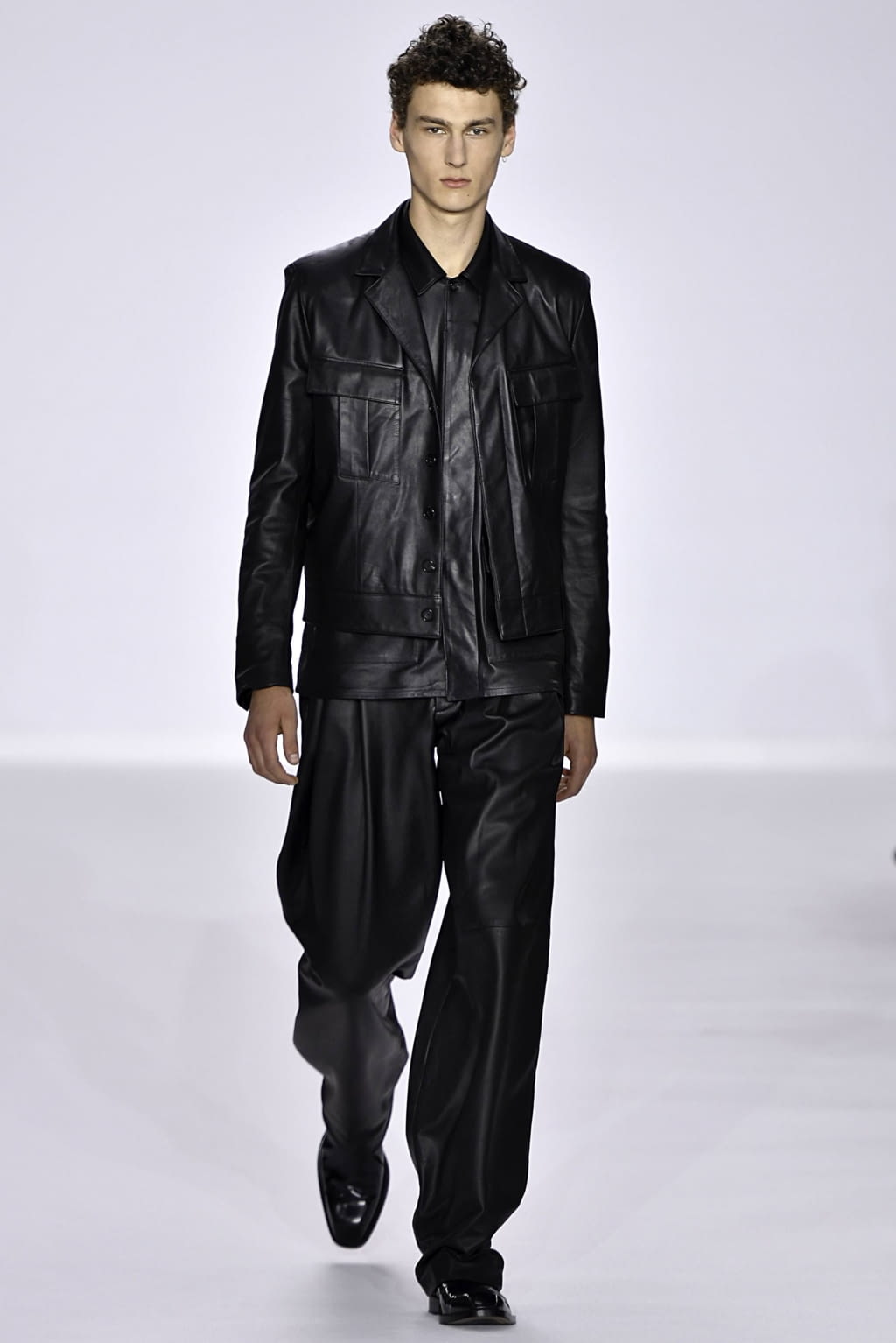 Fashion Week Paris Spring/Summer 2020 look 54 from the Paul Smith collection 男装