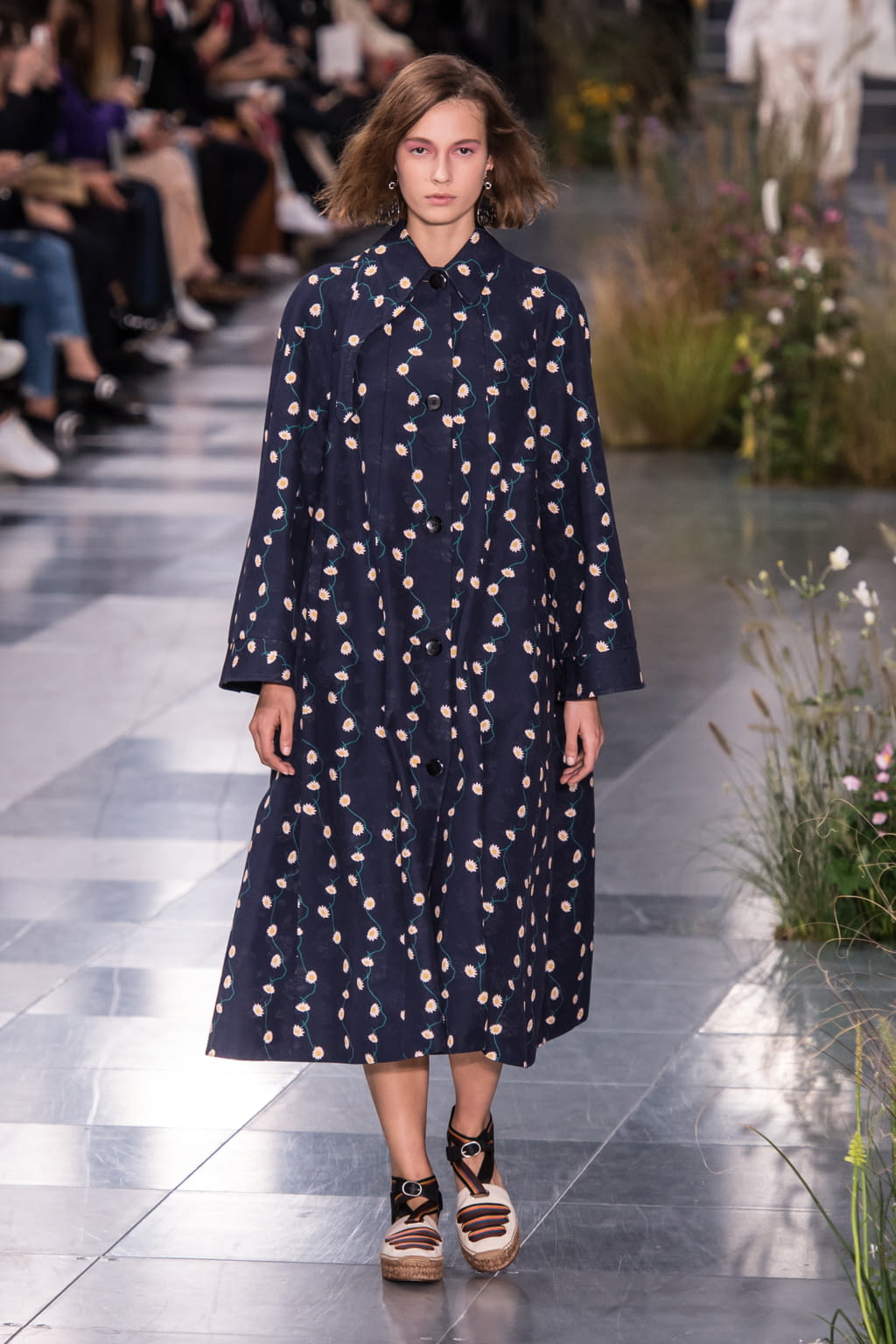 Fashion Week London Spring/Summer 2017 look 1 from the Paul Smith collection womenswear