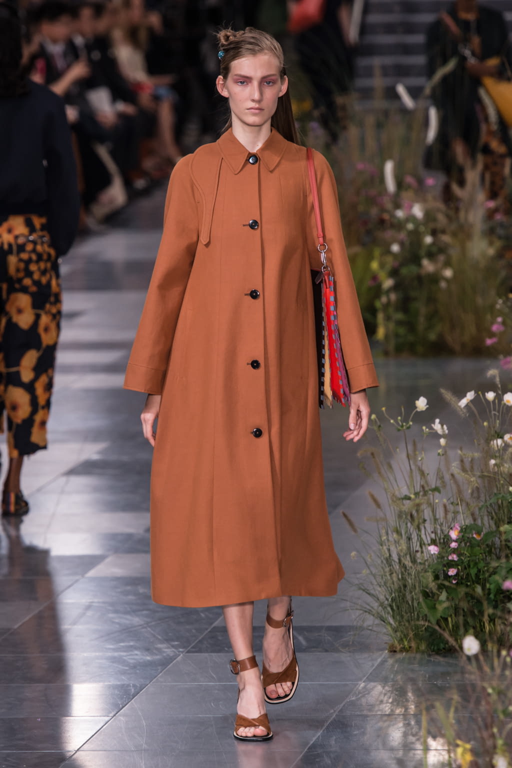 Fashion Week London Spring/Summer 2017 look 7 from the Paul Smith collection womenswear