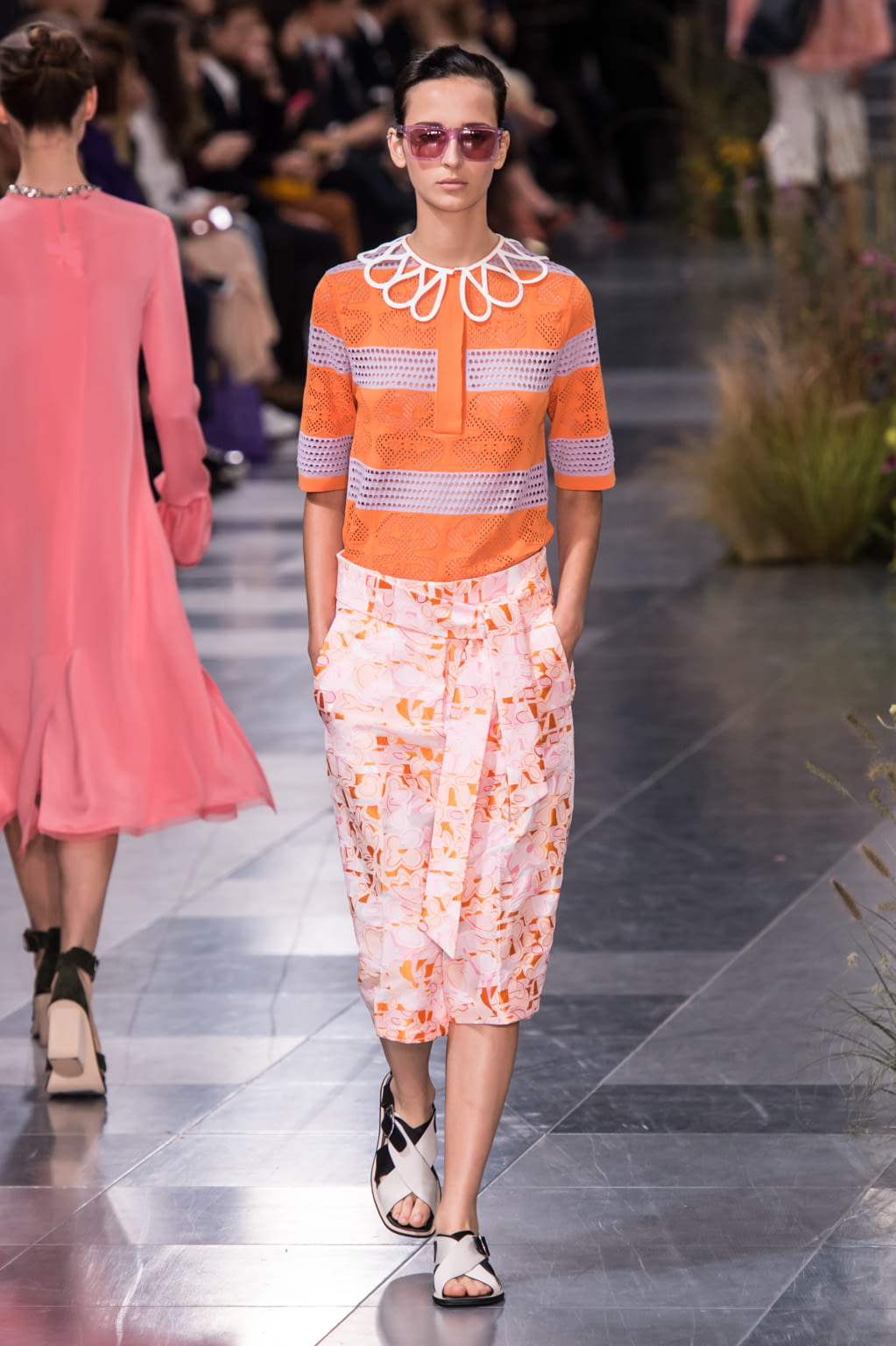 Fashion Week London Spring/Summer 2017 look 22 from the Paul Smith collection womenswear