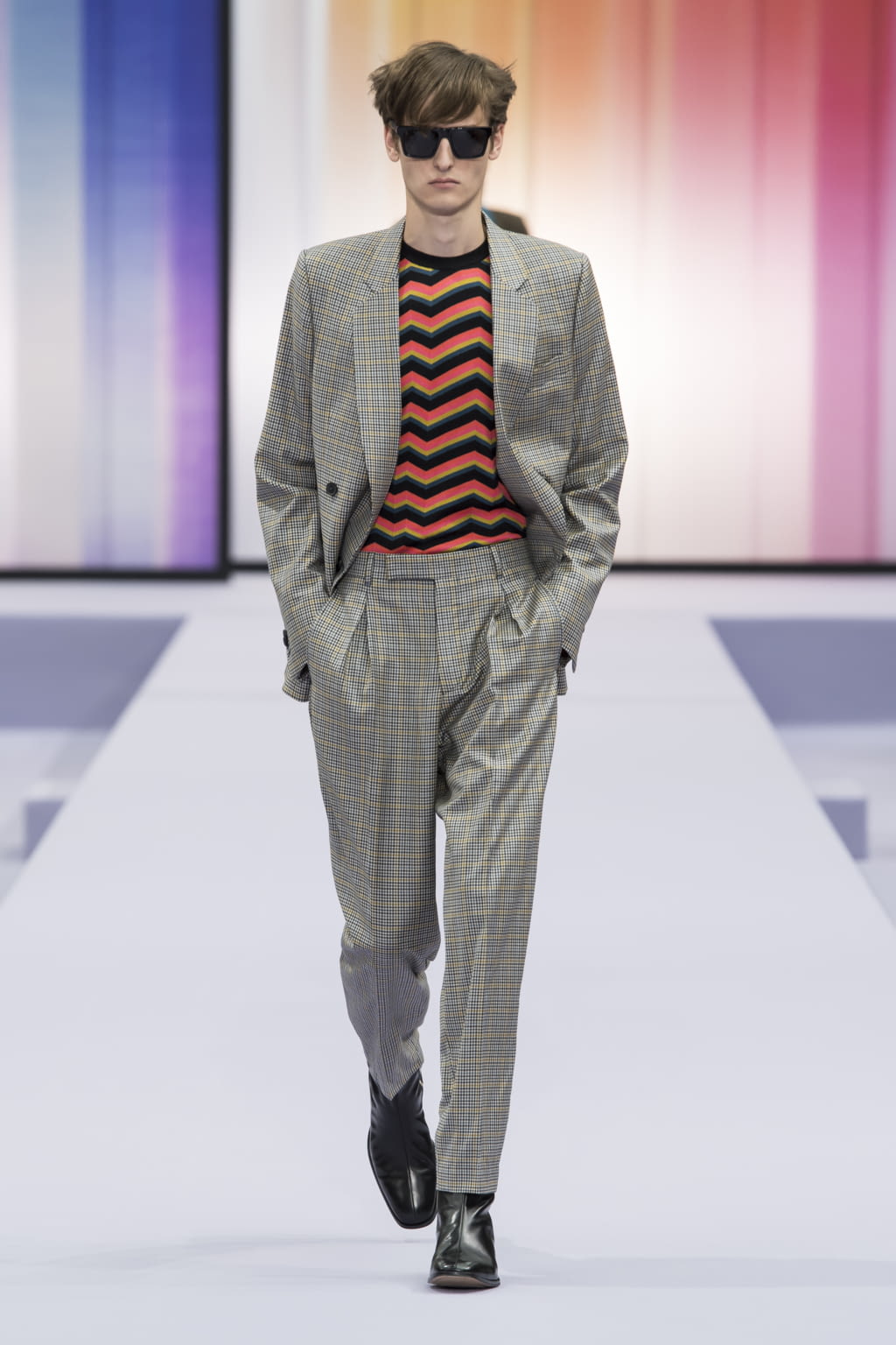 Fashion Week Paris Spring/Summer 2018 look 13 from the Paul Smith collection 男装