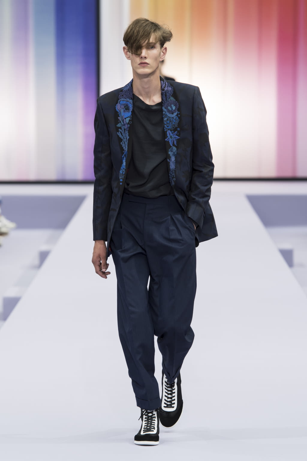 Fashion Week Paris Spring/Summer 2018 look 22 from the Paul Smith collection menswear