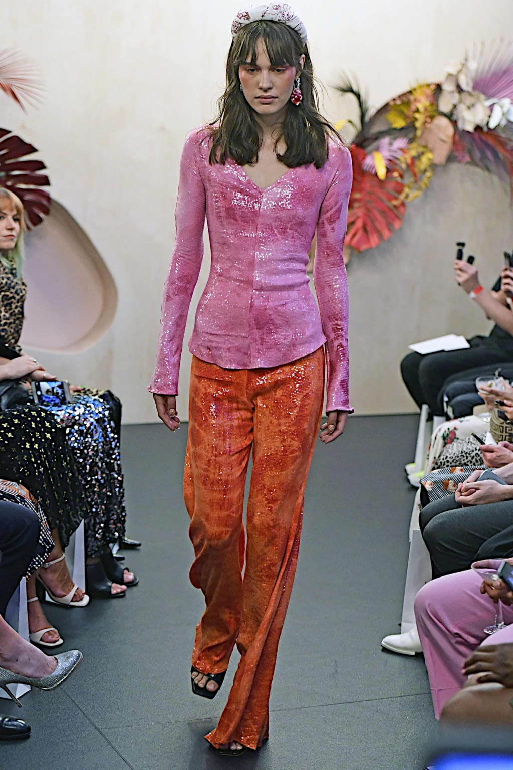Fashion Week London Spring/Summer 2020 look 6 from the Paula Knorr collection womenswear