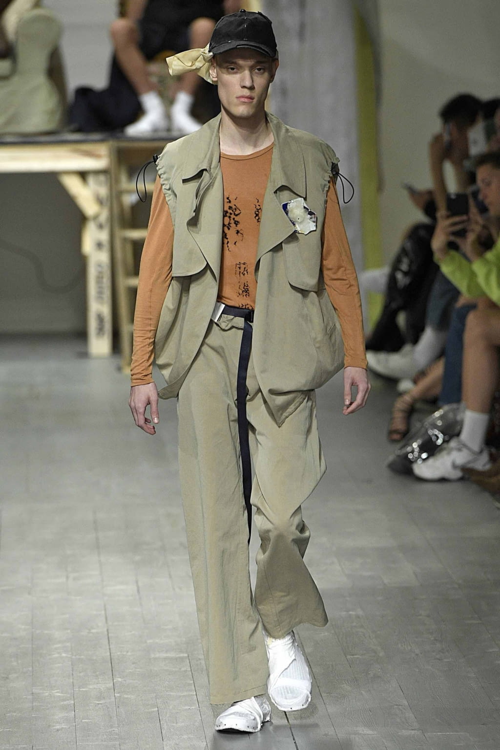 Fashion Week London Spring/Summer 2019 look 3 from the Per Götesson collection menswear
