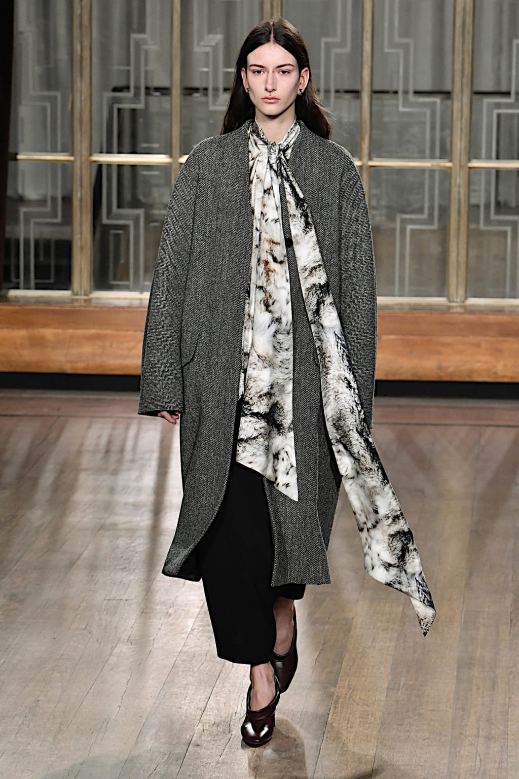 Fashion Week London Fall/Winter 2020 look 14 de la collection Petar Petrov womenswear