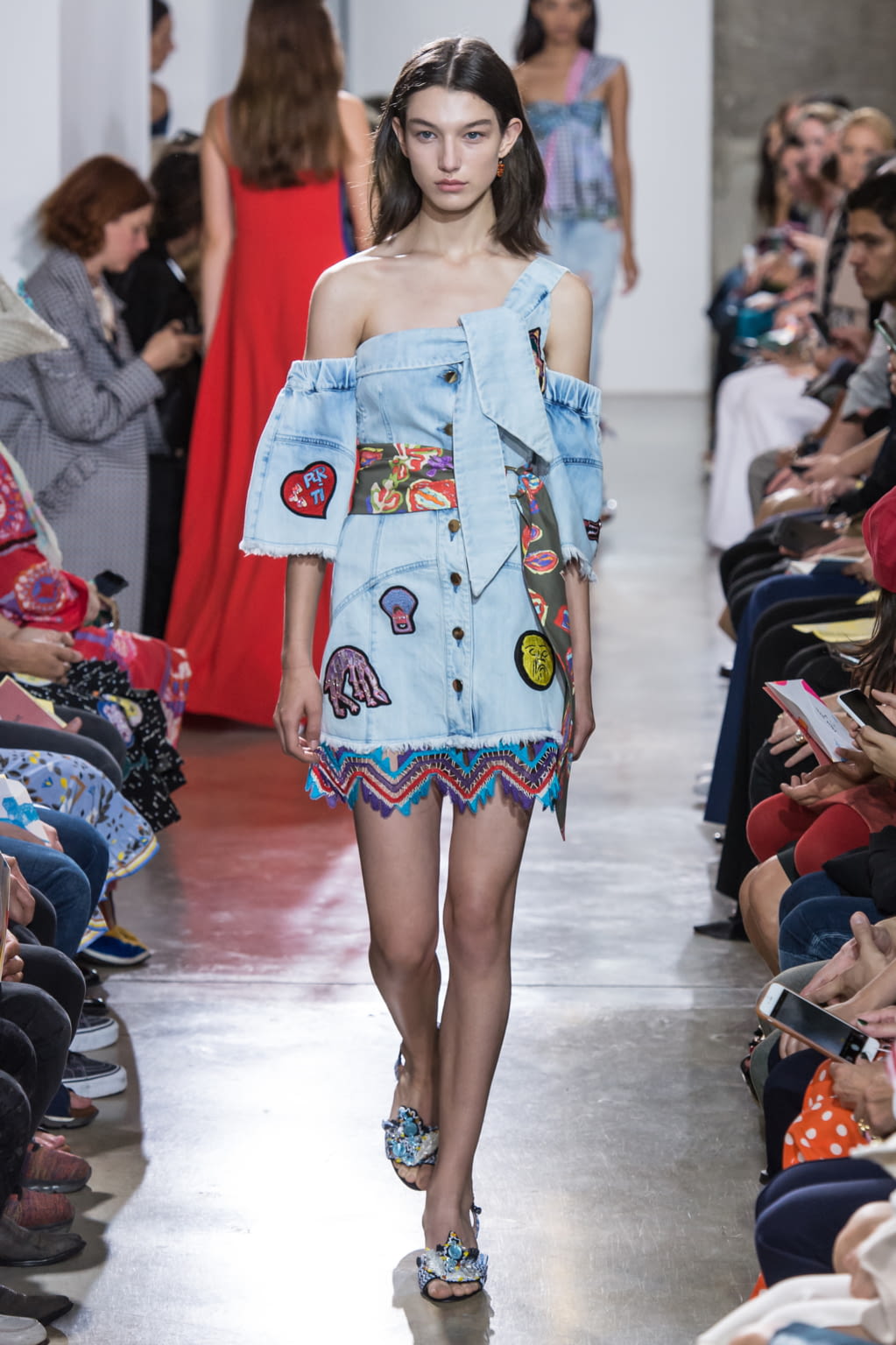 Fashion Week London Spring/Summer 2017 look 18 from the Peter Pilotto collection womenswear