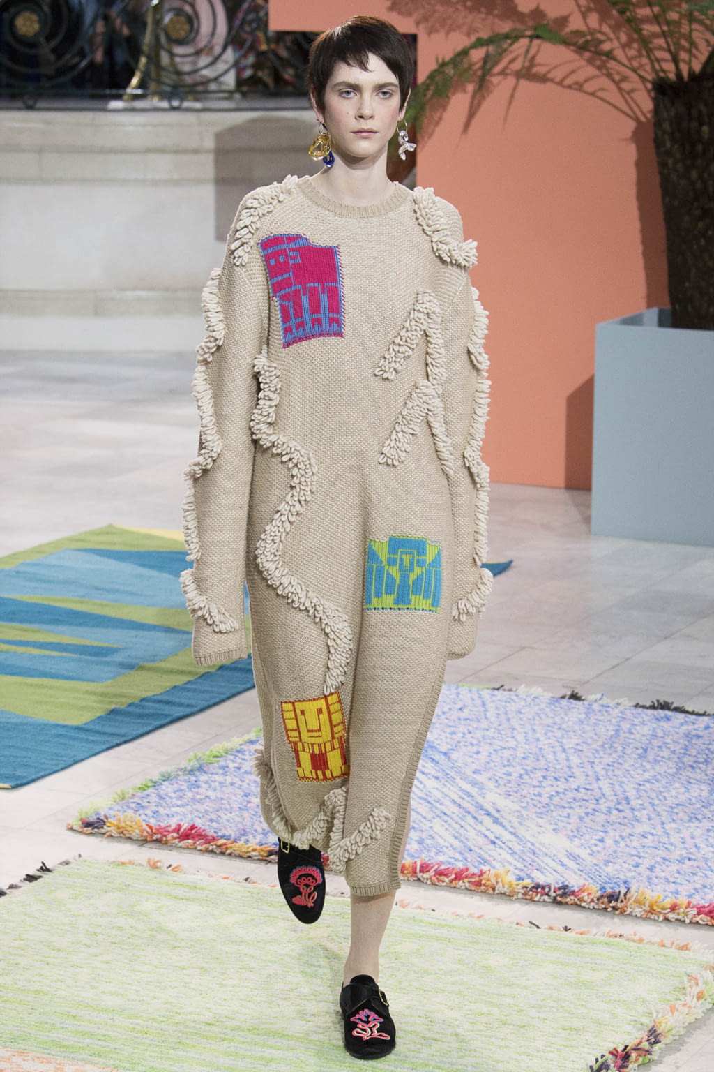 Fashion Week London Fall/Winter 2017 look 22 from the Peter Pilotto collection womenswear
