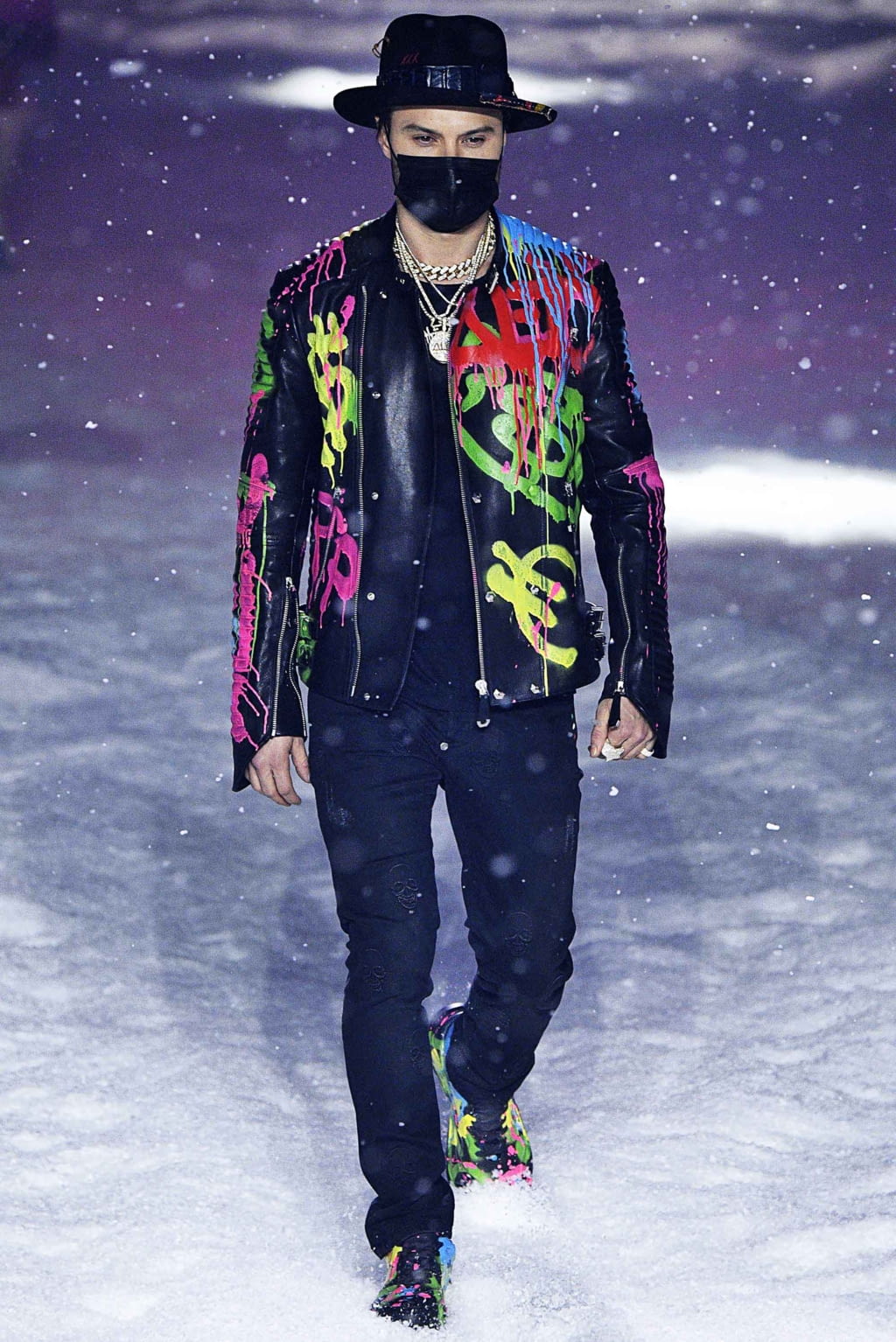 Fashion Week New York Fall/Winter 2018 look 10 from the Philipp Plein collection 女装
