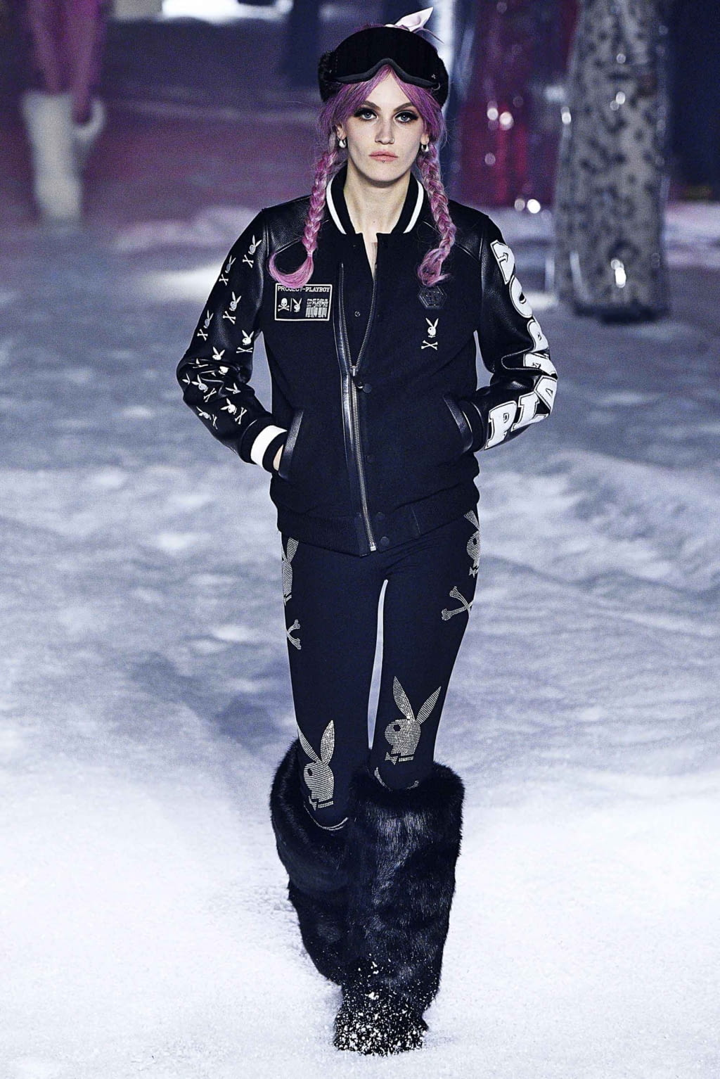 Fashion Week New York Fall/Winter 2018 look 52 from the Philipp Plein collection 女装