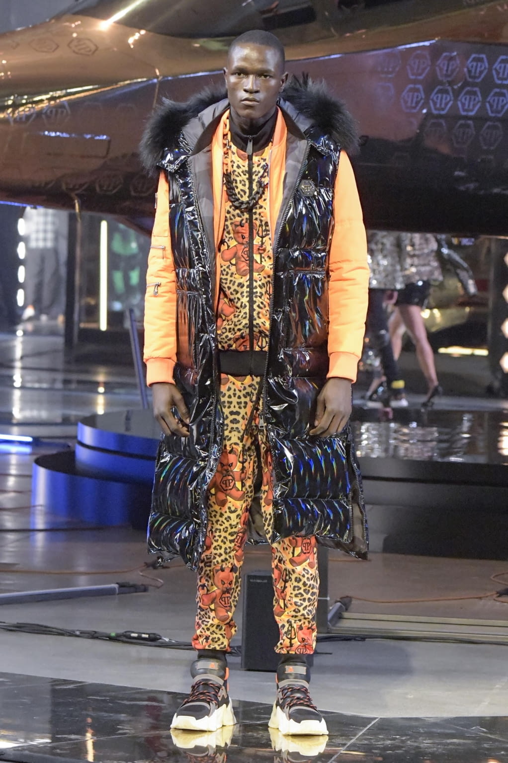 Fashion Week Milan Fall/Winter 2020 look 21 from the Philipp Plein collection 女装
