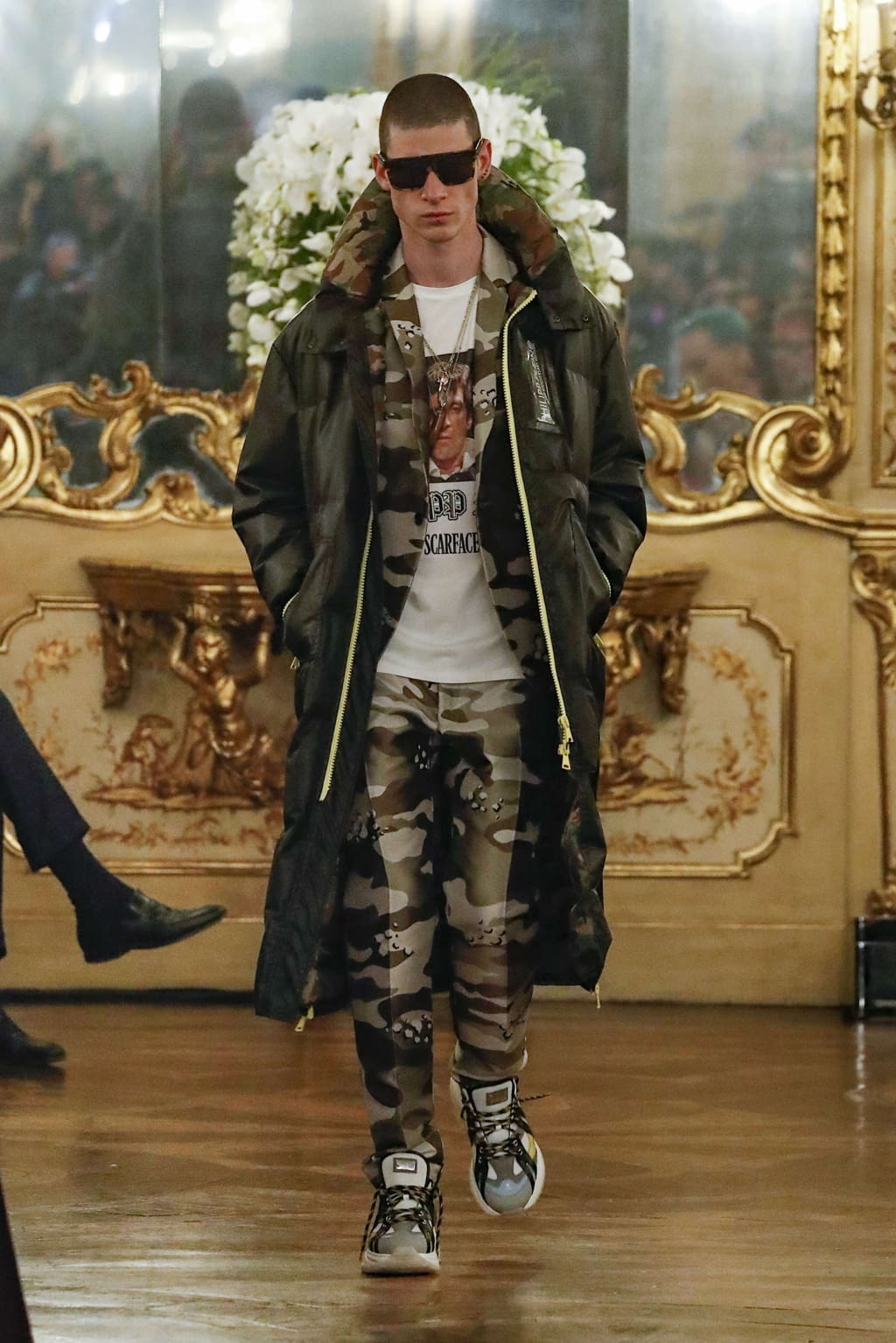 Fashion Week Milan Fall/Winter 2019 look 23 from the Philipp Plein collection 男装