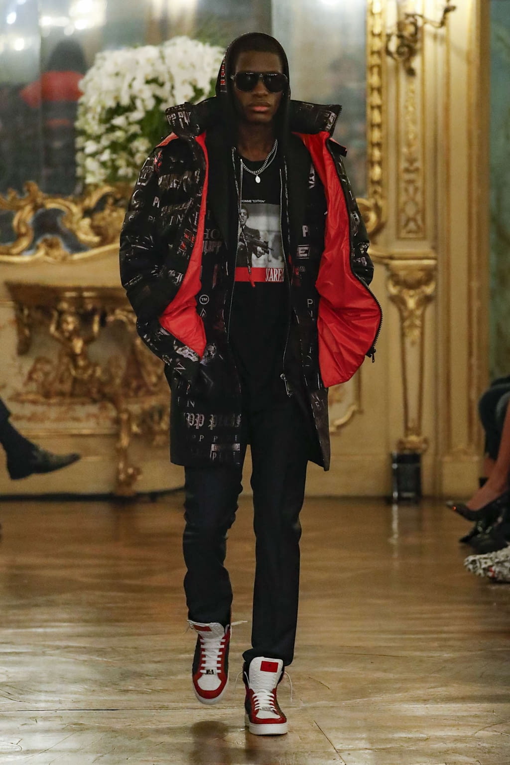 Fashion Week Milan Fall/Winter 2019 look 24 from the Philipp Plein collection 男装