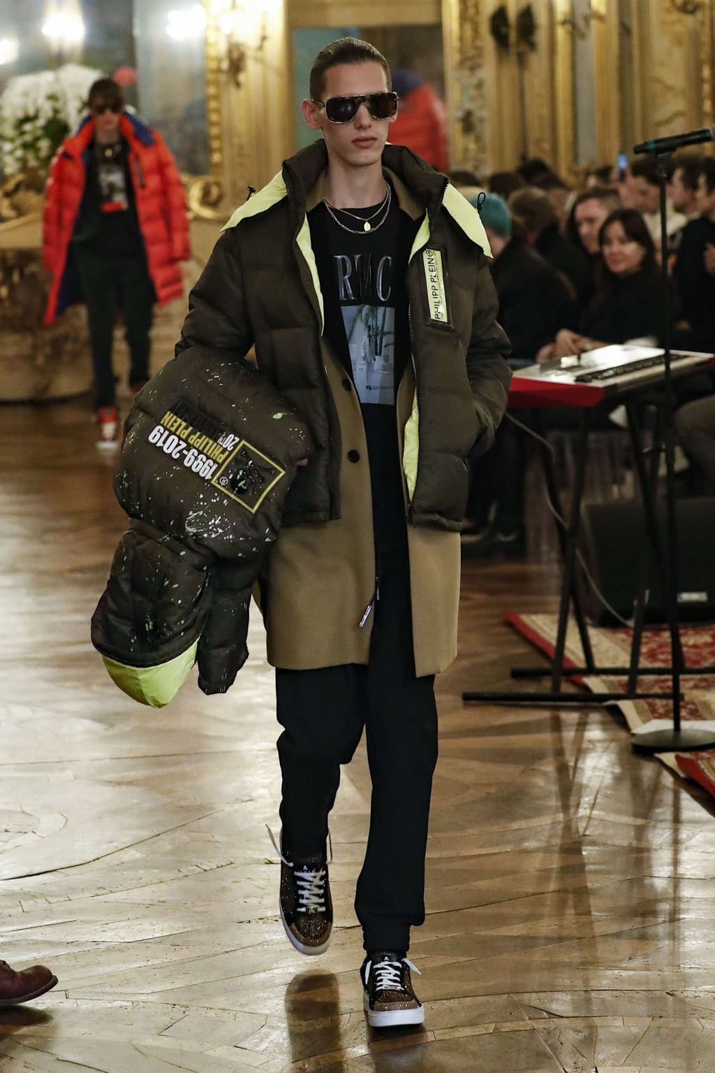 Fashion Week Milan Fall/Winter 2019 look 55 from the Philipp Plein collection 男装