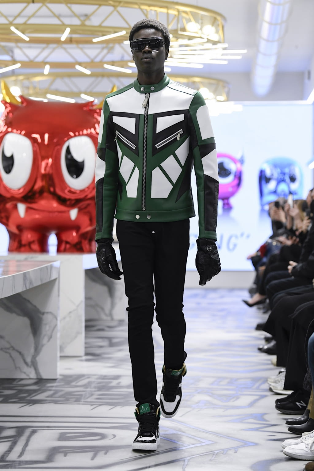 Fashion Week Milan Fall/Winter 2022 look 6 from the Philipp Plein collection 男装