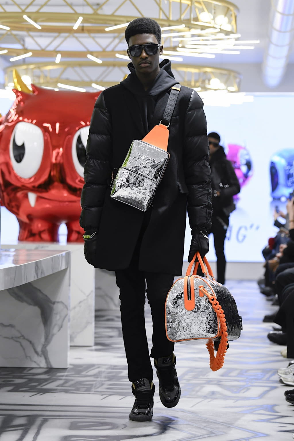 Fashion Week Milan Fall/Winter 2022 look 13 from the Philipp Plein collection 男装