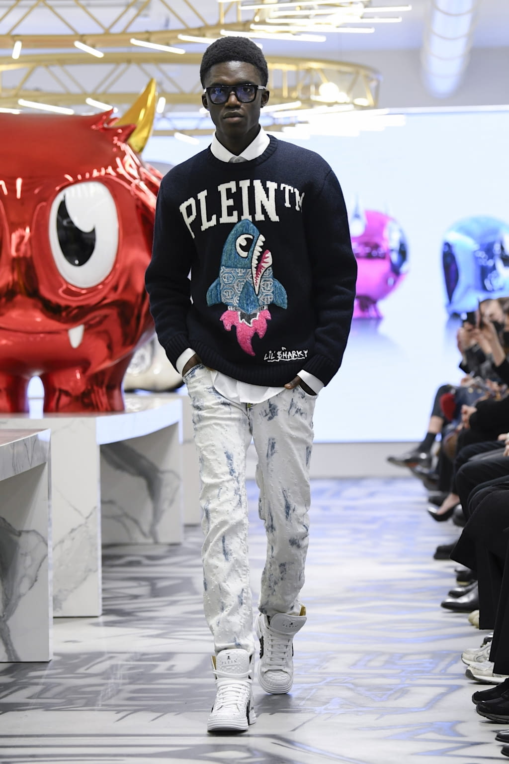 Fashion Week Milan Fall/Winter 2022 look 20 from the Philipp Plein collection menswear