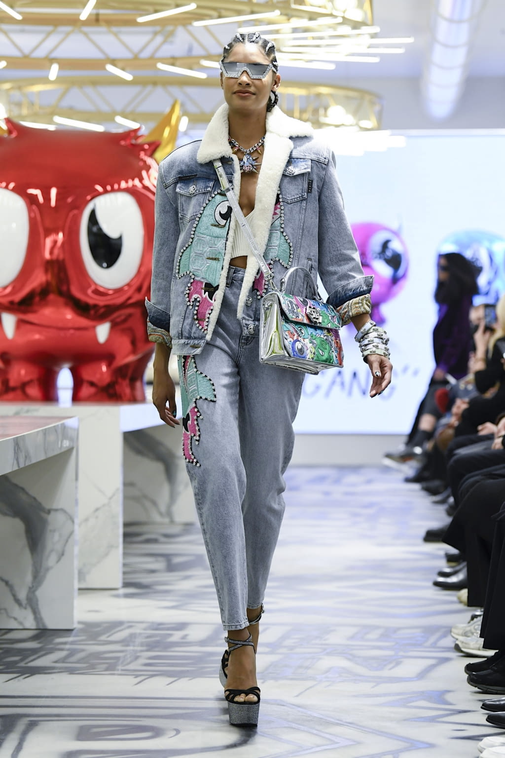 Fashion Week Milan Fall/Winter 2022 look 21 from the Philipp Plein collection menswear