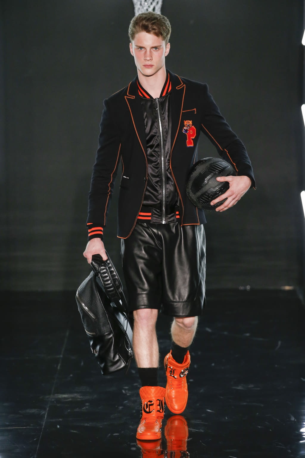 Fashion Week Milan Spring/Summer 2017 look 10 from the Philipp Plein collection 男装