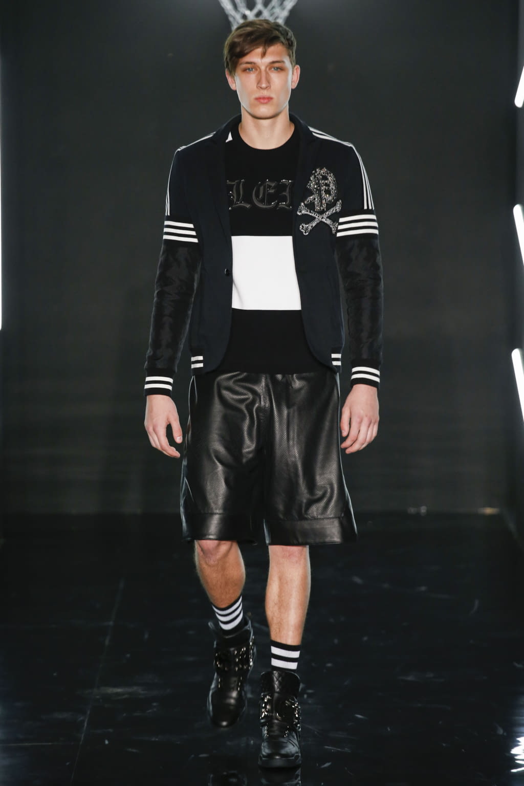 Fashion Week Milan Spring/Summer 2017 look 13 from the Philipp Plein collection 男装
