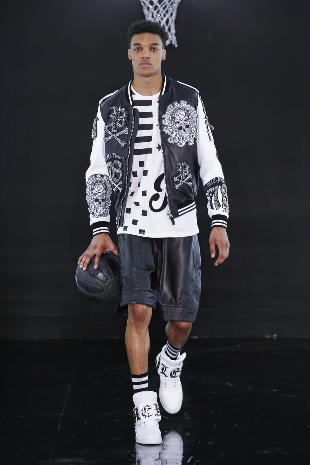 Fashion Week Milan Spring/Summer 2017 look 19 from the Philipp Plein collection menswear