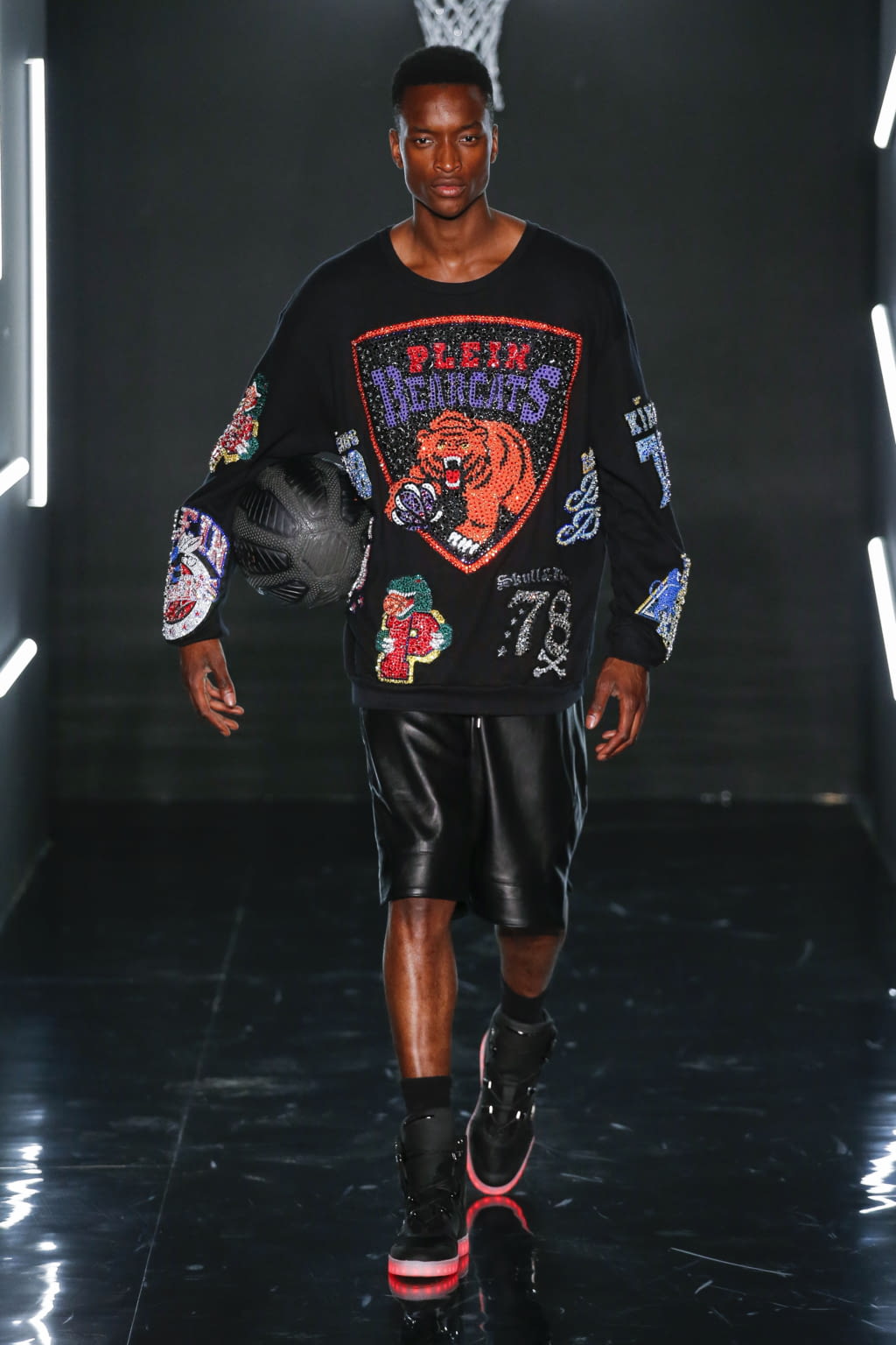 Fashion Week Milan Spring/Summer 2017 look 8 from the Philipp Plein collection menswear