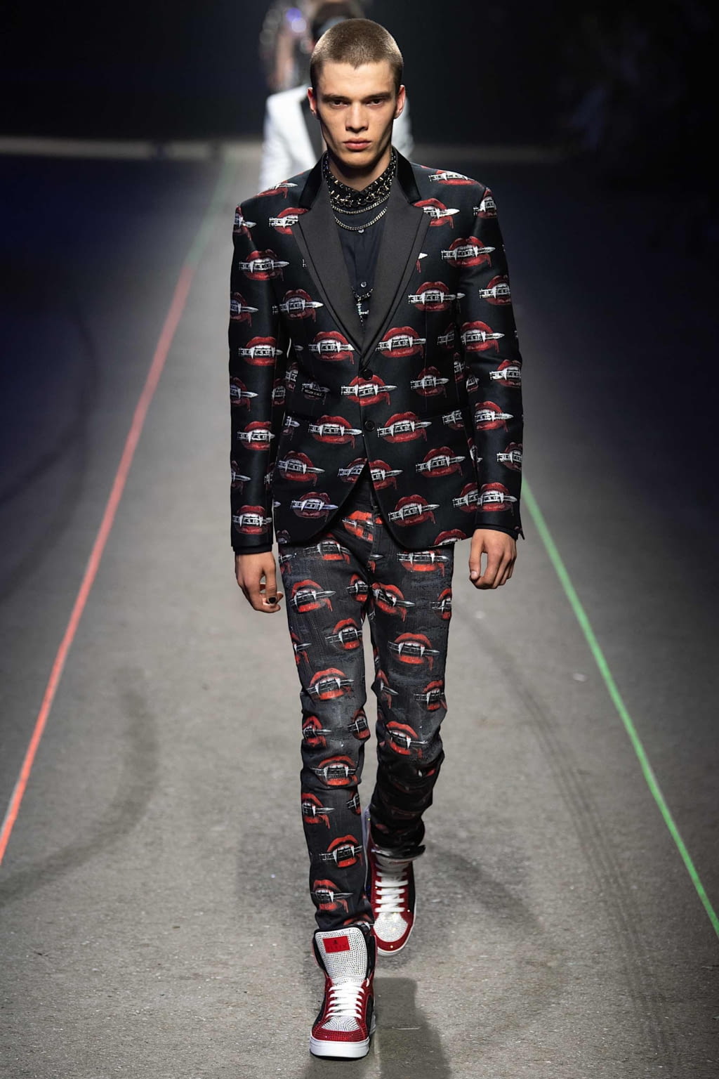 Fashion Week Milan Spring/Summer 2020 look 18 from the Philipp Plein collection 男装
