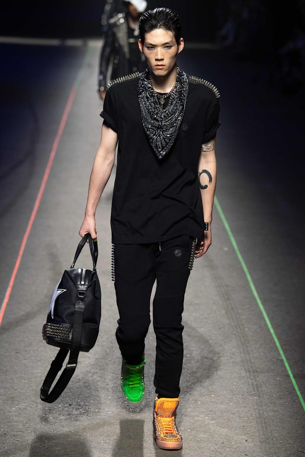 Fashion Week Milan Spring/Summer 2020 look 39 from the Philipp Plein collection 男装