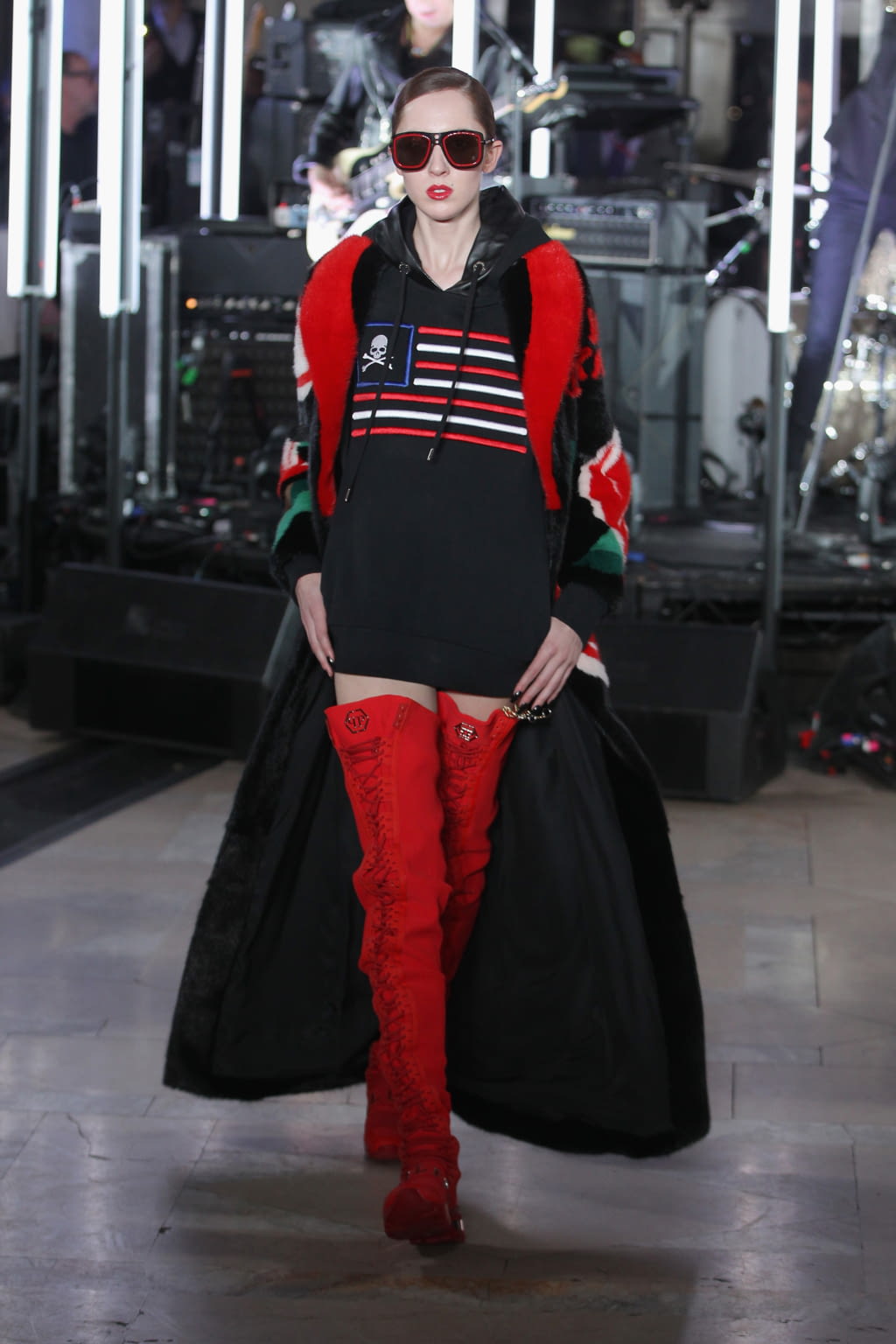 Fashion Week New York Fall/Winter 2017 look 15 from the Philipp Plein collection womenswear