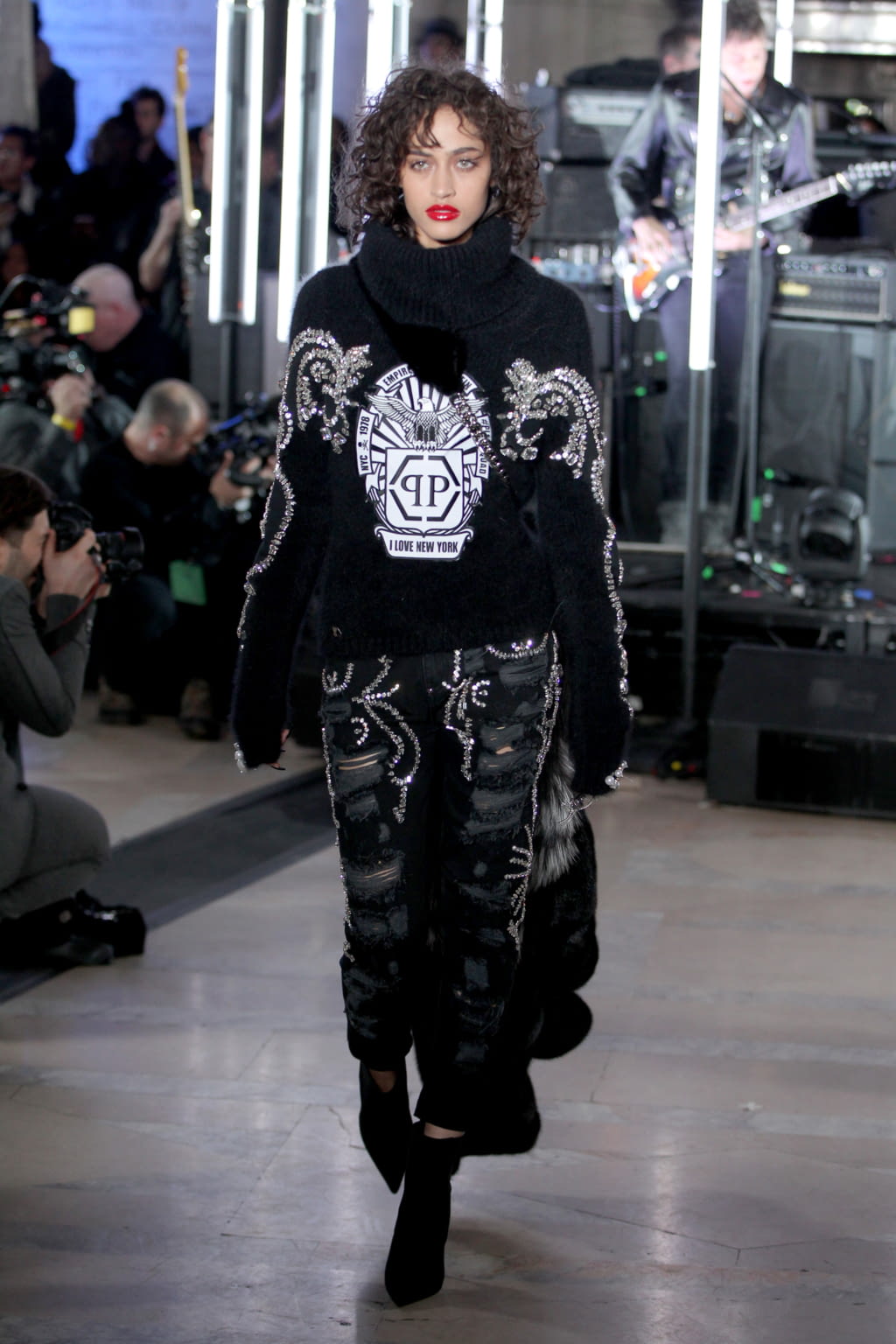 Fashion Week New York Fall/Winter 2017 look 40 from the Philipp Plein collection 女装