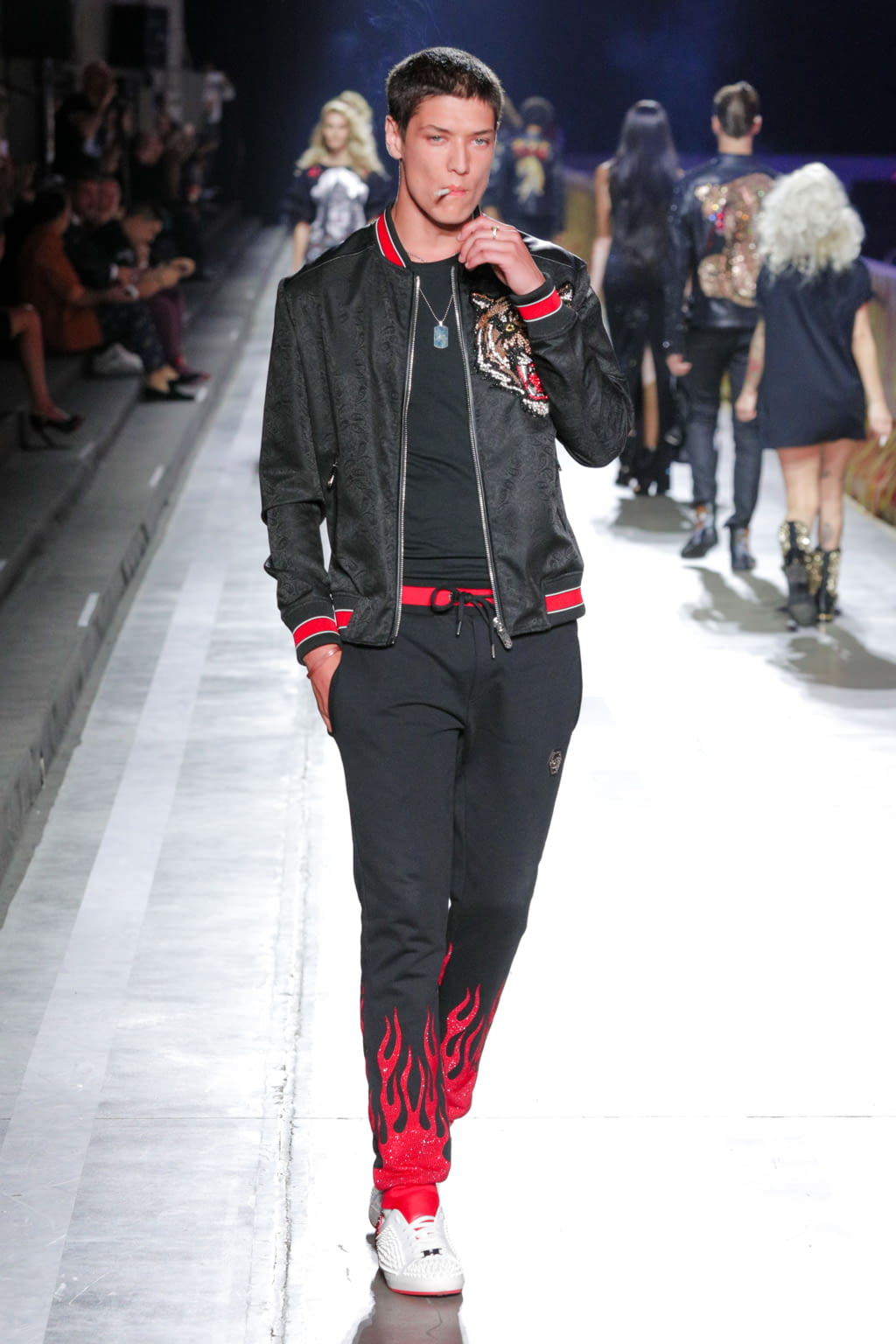 Fashion Week Milan Spring/Summer 2018 look 17 from the Philipp Plein collection menswear