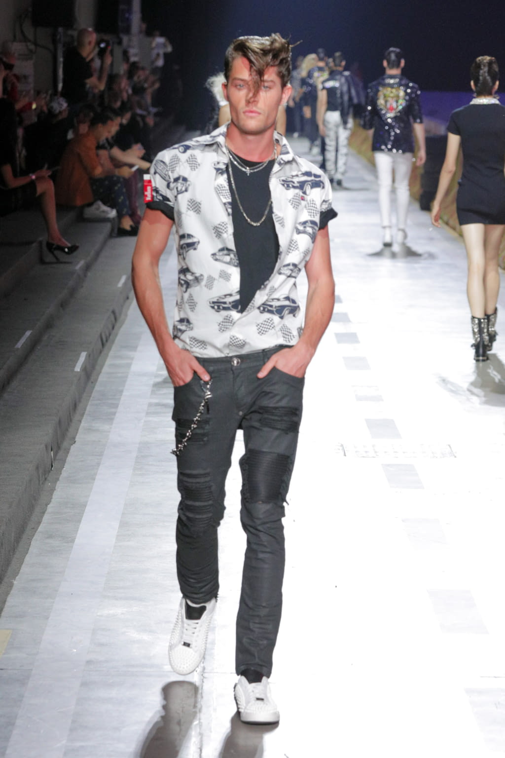 Fashion Week Milan Spring/Summer 2018 look 26 from the Philipp Plein collection 男装