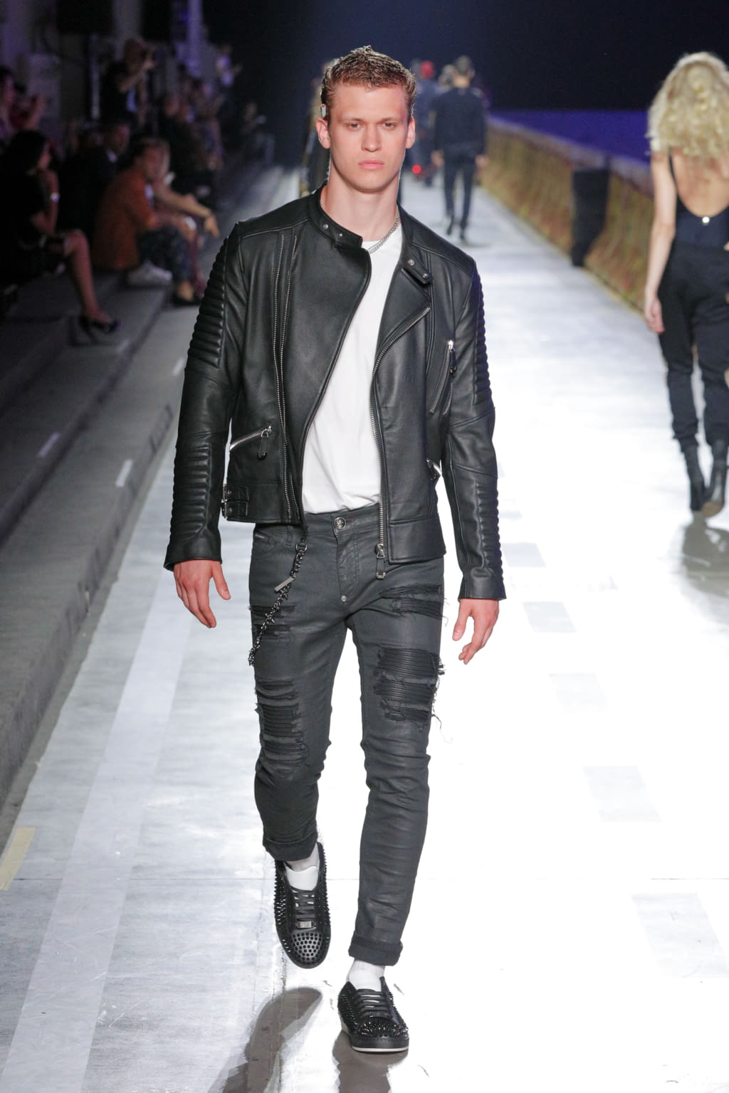 Fashion Week Milan Spring/Summer 2018 look 38 from the Philipp Plein collection 男装