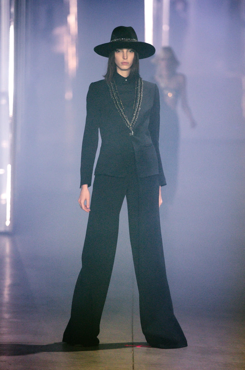 Fashion Week Milan Fall/Winter 2016 look 14 from the Philipp Plein collection 女装