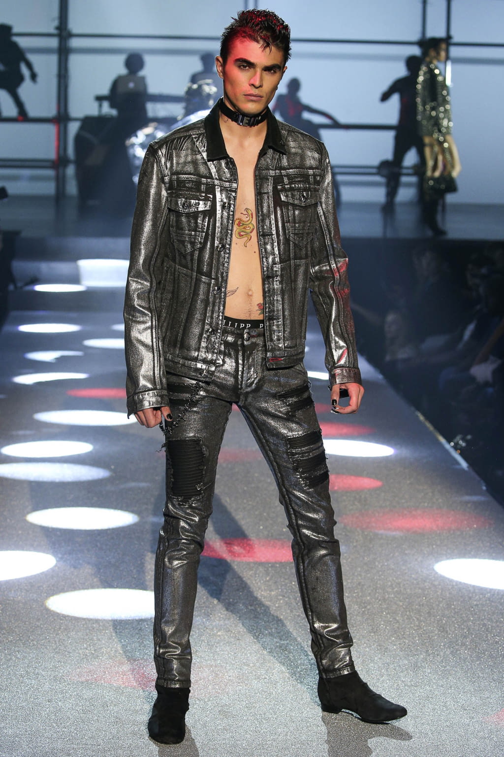 Fashion Week New York Spring/Summer 2018 look 26 from the Philipp Plein collection 女装