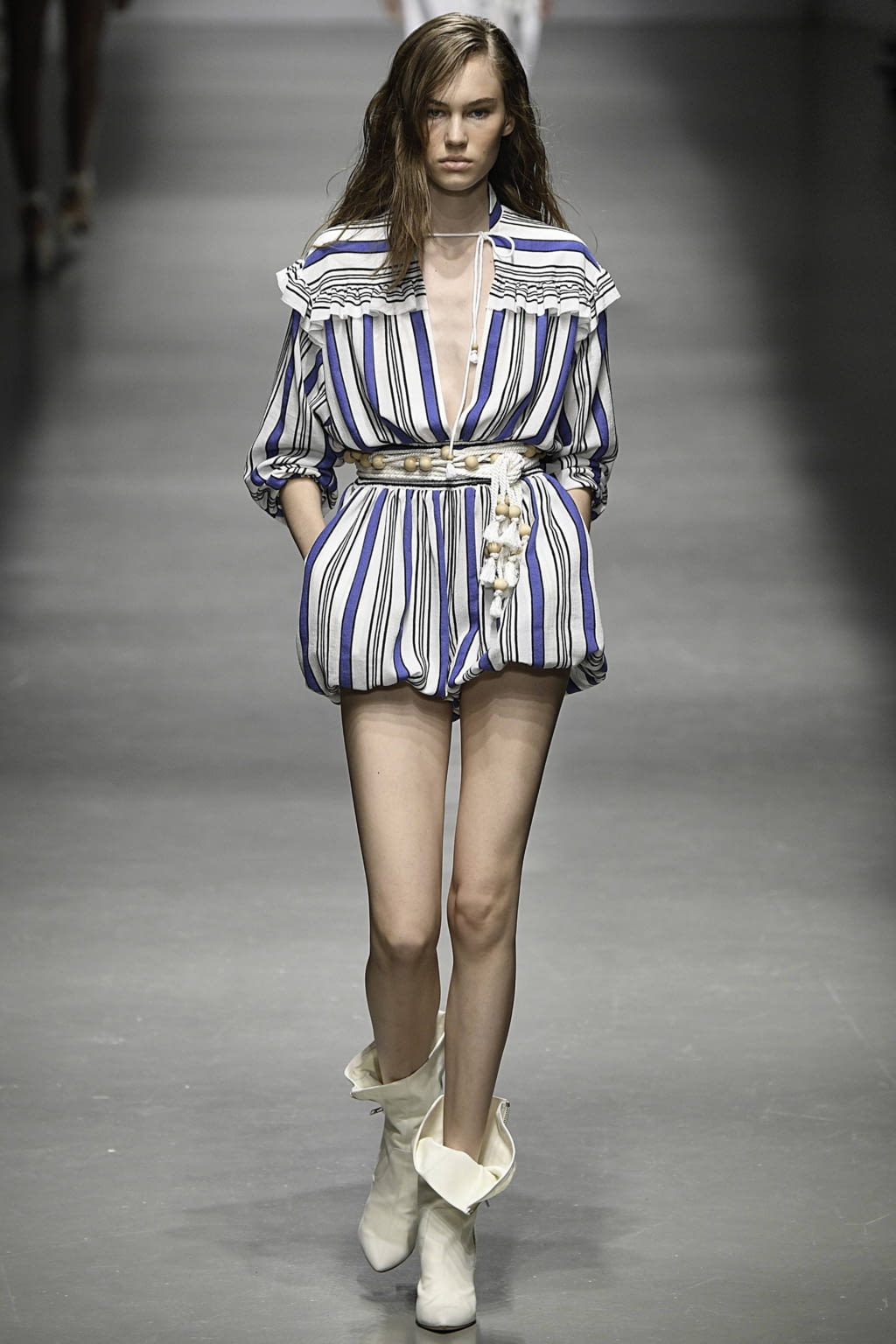 Fashion Week Milan Spring/Summer 2019 look 31 de la collection Philosophy di Lorenzo Serafini womenswear