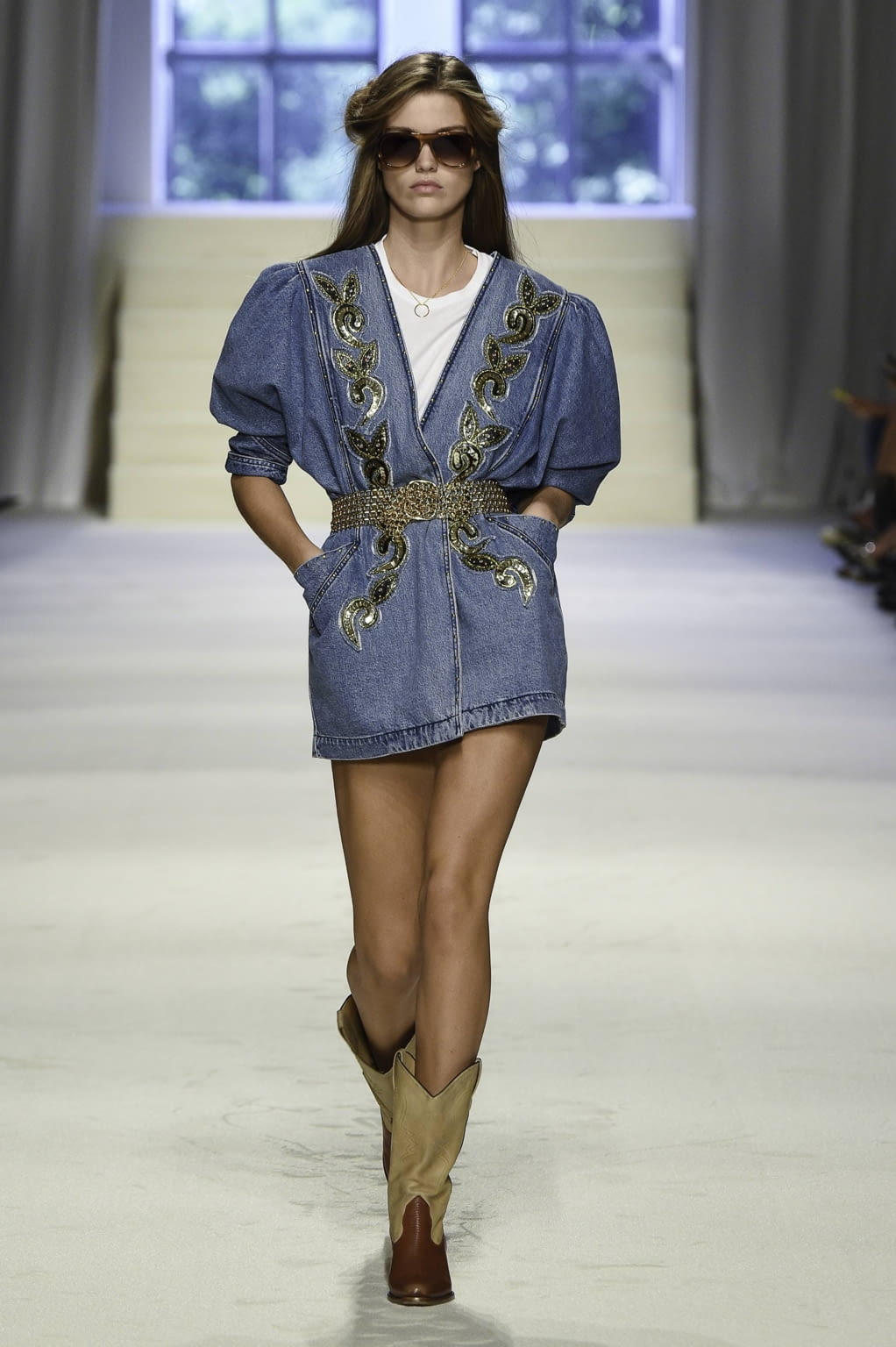 Fashion Week Milan Spring/Summer 2020 look 36 from the Philosophy di Lorenzo Serafini collection womenswear