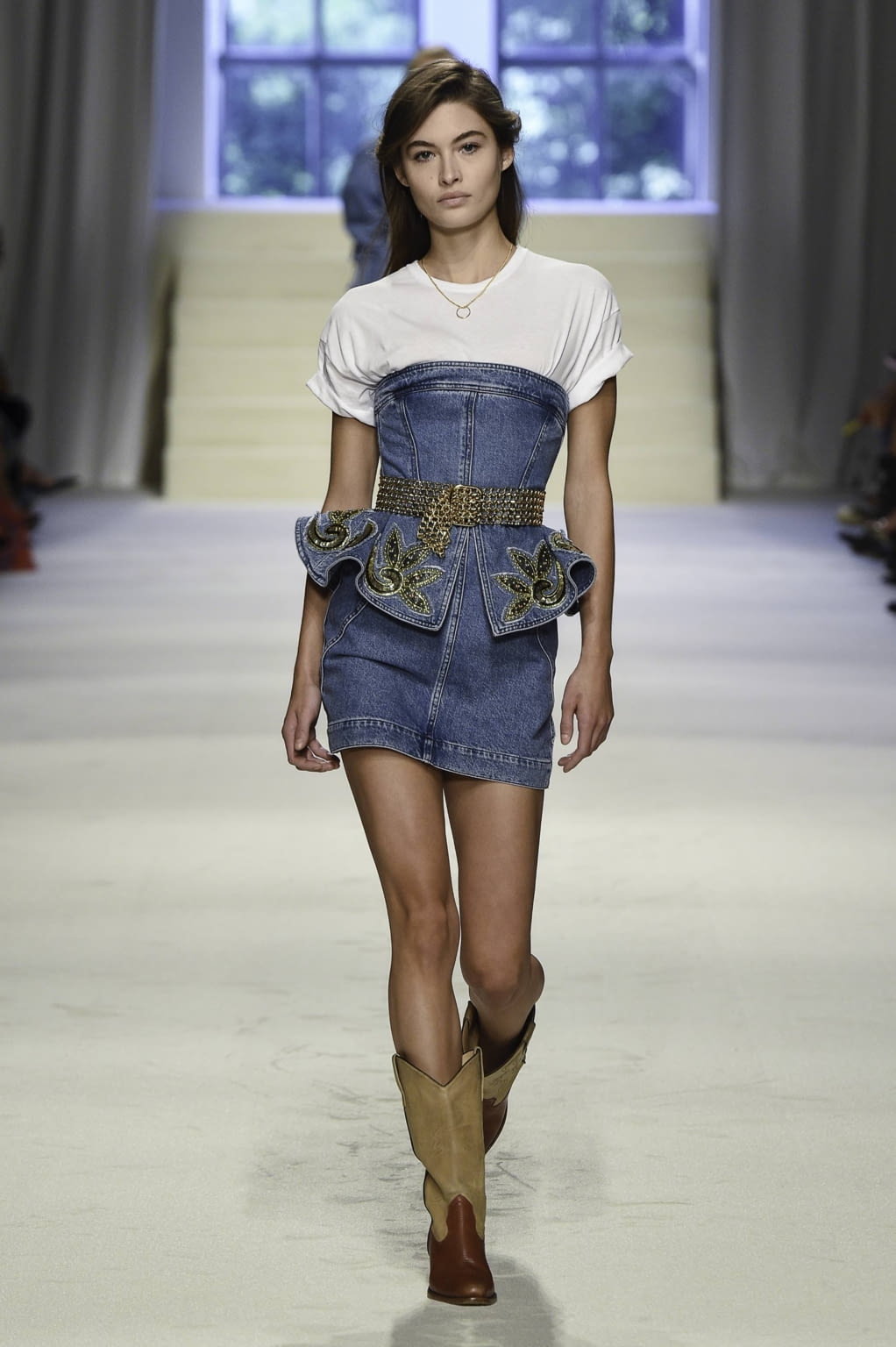 Fashion Week Milan Spring/Summer 2020 look 38 from the Philosophy di Lorenzo Serafini collection 女装