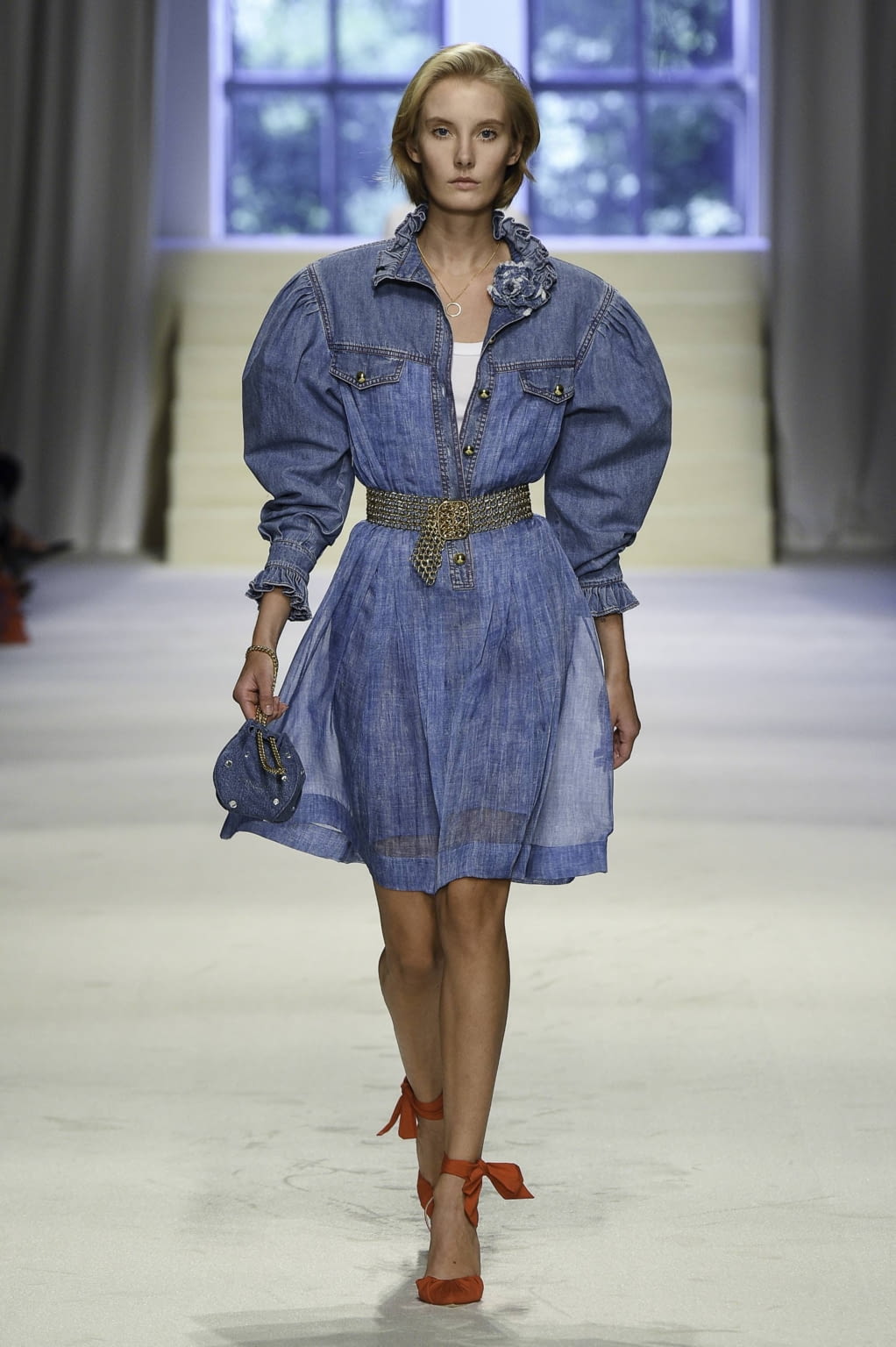 Fashion Week Milan Spring/Summer 2020 look 39 from the Philosophy di Lorenzo Serafini collection 女装