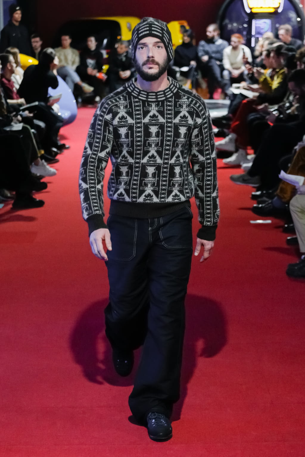 Fashion Week Paris Fall/Winter 2019 look 3 from the PHIPPS collection 男装