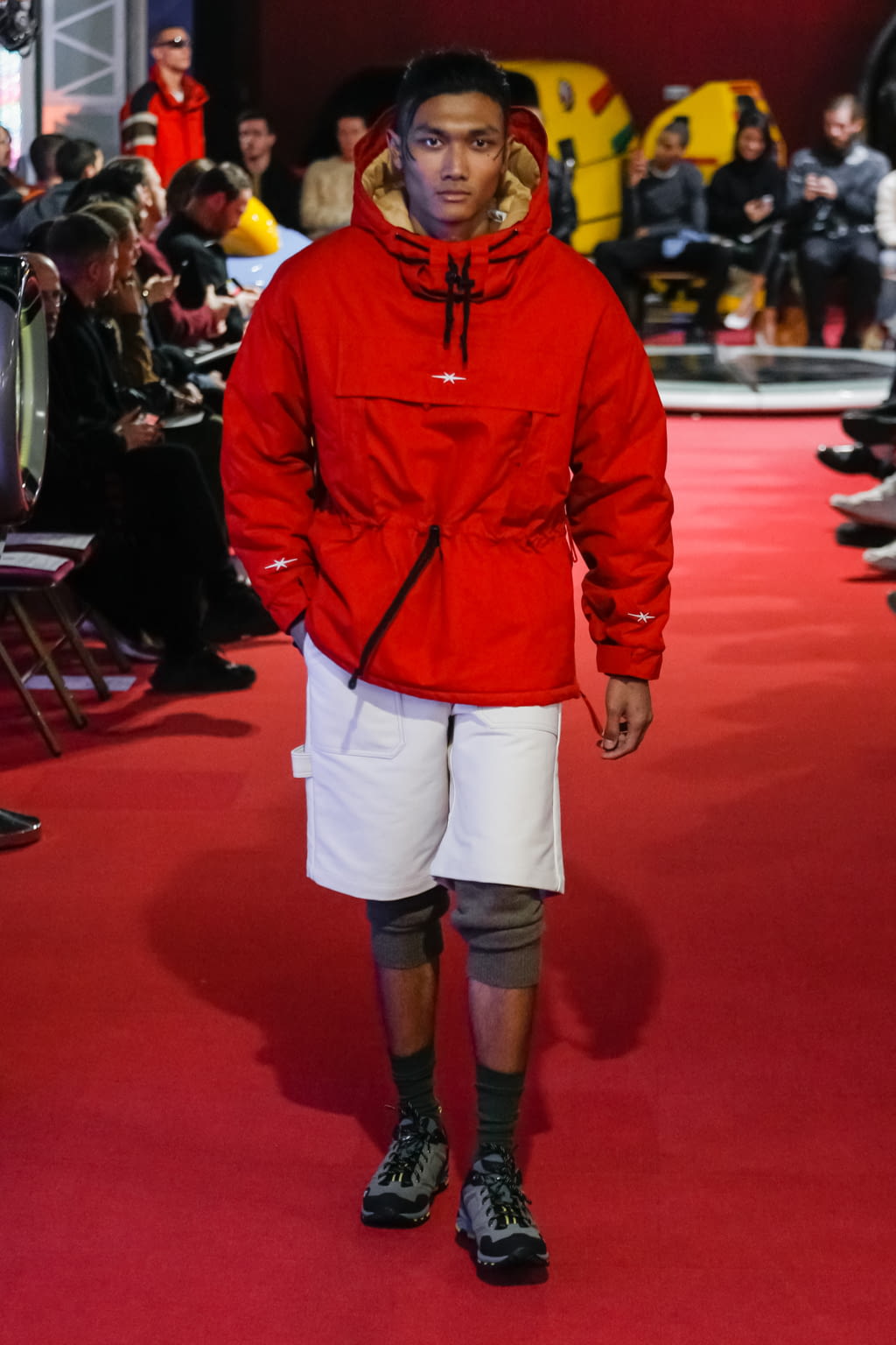 Fashion Week Paris Fall/Winter 2019 look 13 from the PHIPPS collection menswear