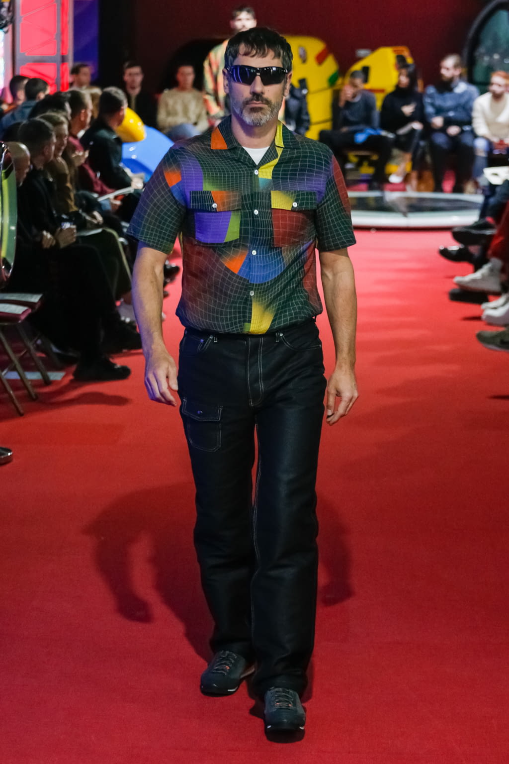 Fashion Week Paris Fall/Winter 2019 look 17 from the PHIPPS collection menswear