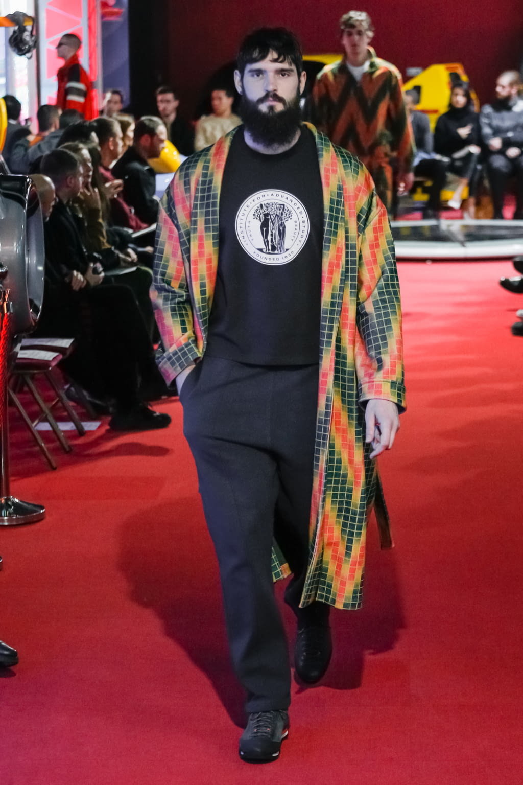 Fashion Week Paris Fall/Winter 2019 look 18 from the PHIPPS collection 男装