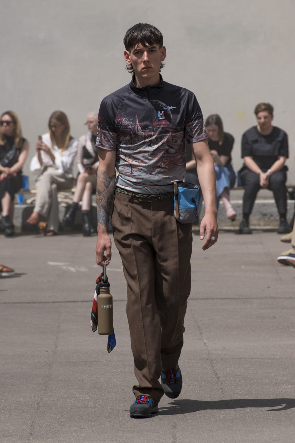 Fashion Week Paris Spring/Summer 2020 look 5 from the PHIPPS collection menswear