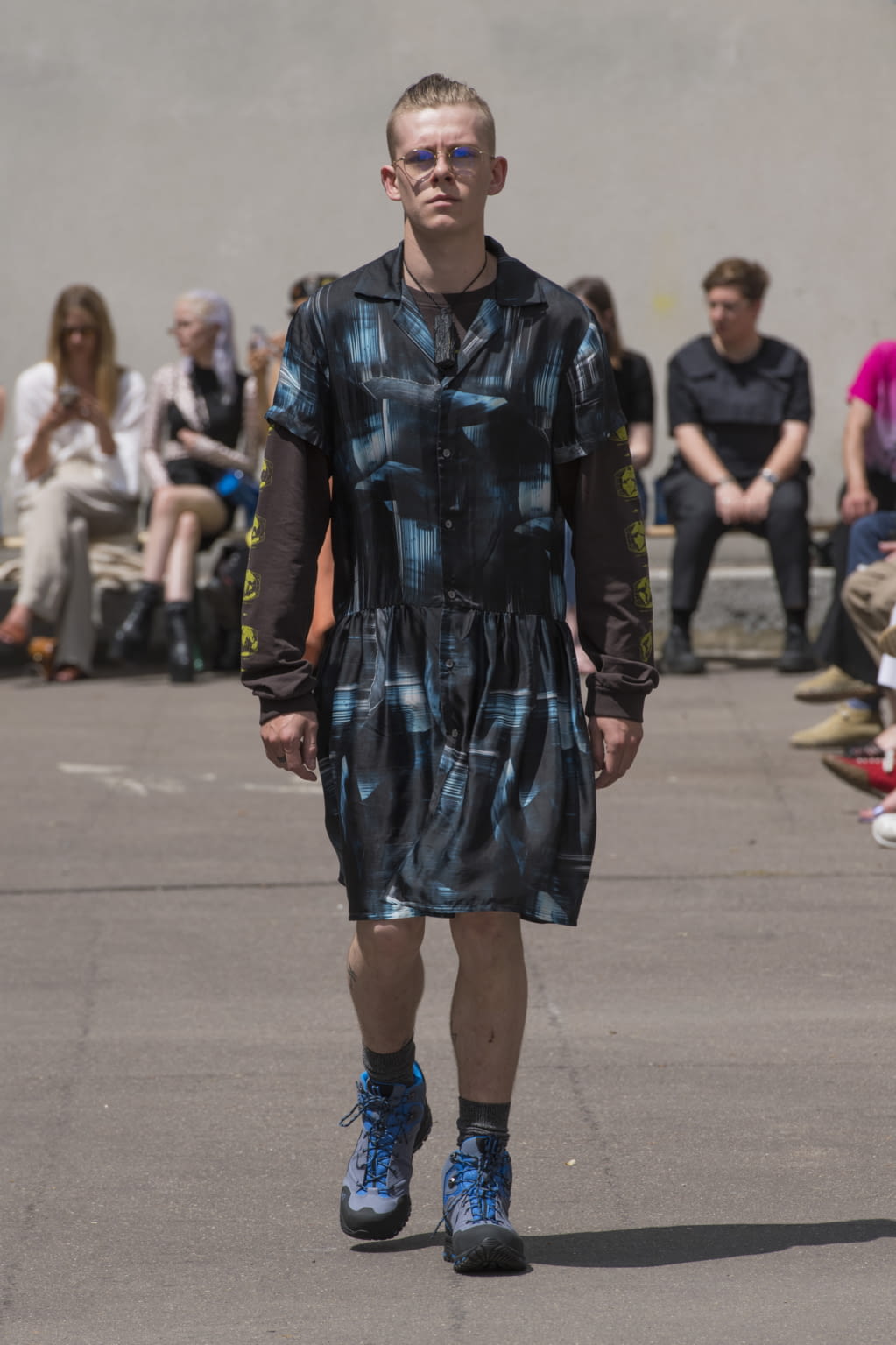 Fashion Week Paris Spring/Summer 2020 look 17 from the PHIPPS collection menswear