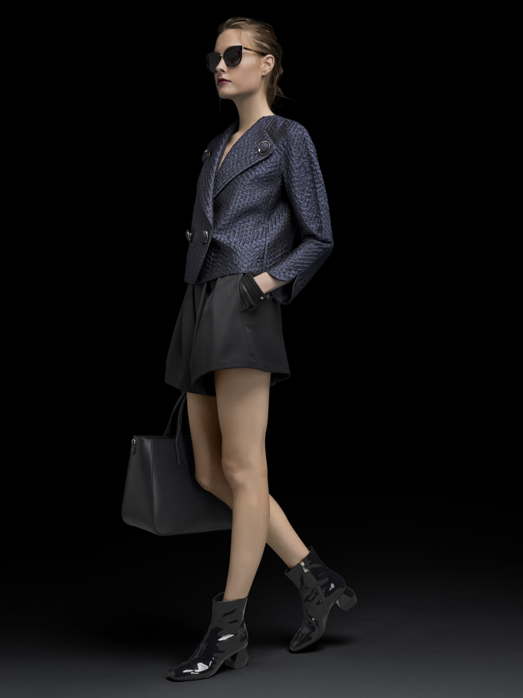 Fashion Week London Pre-Fall 2018 look 13 from the Emporio Armani collection womenswear