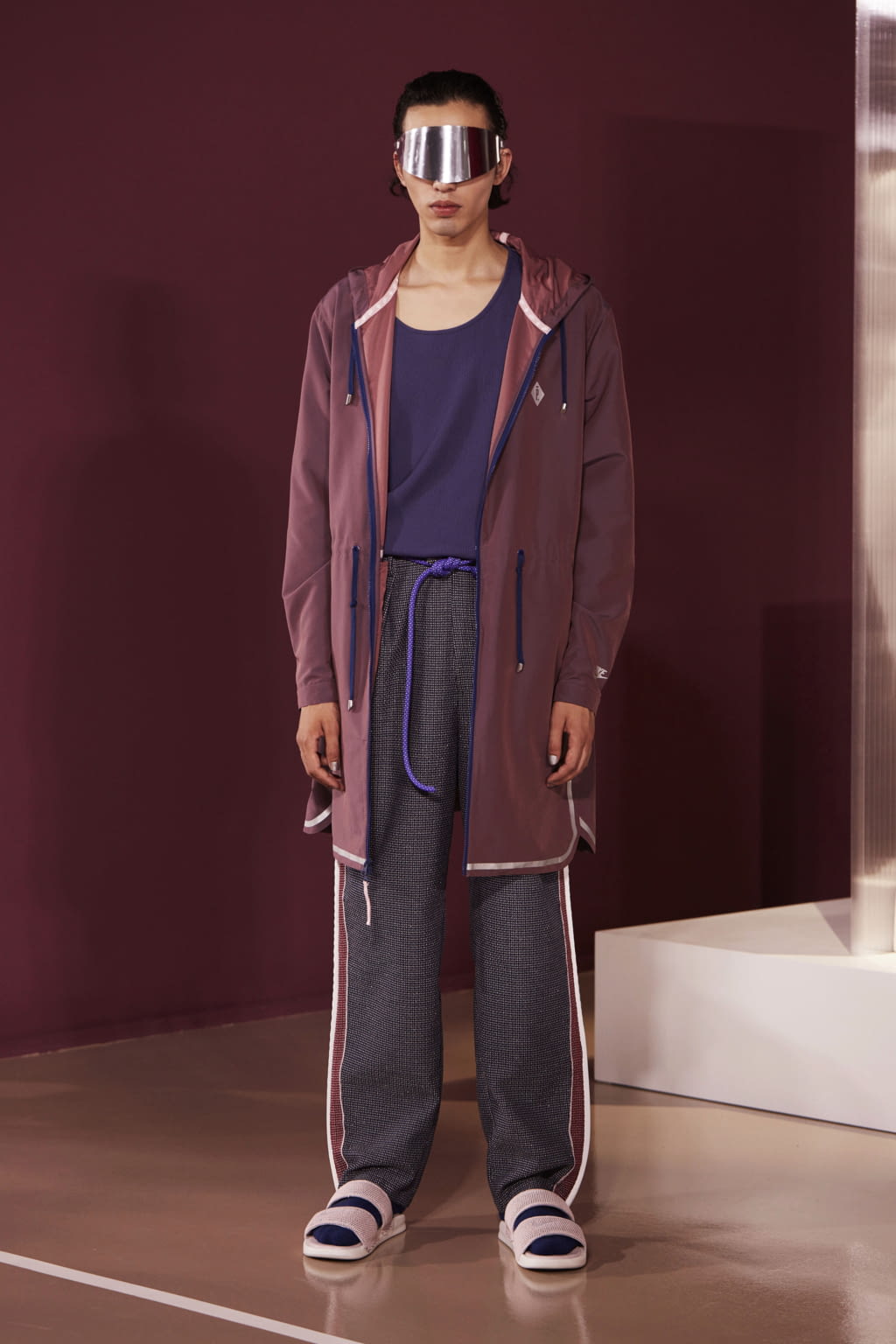 Fashion Week Paris Spring/Summer 2018 look 24 from the Pigalle collection 男装